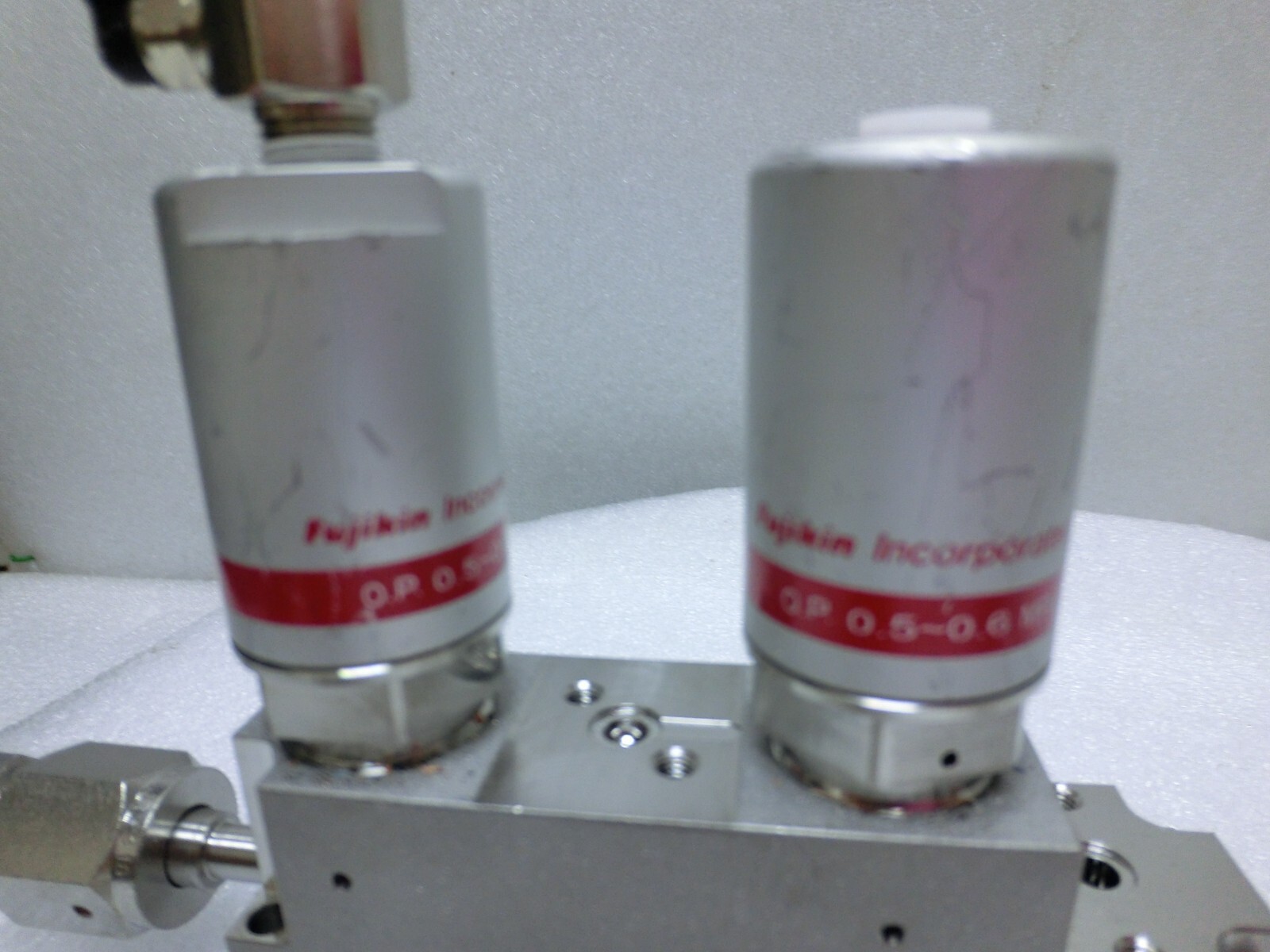Lam Research 766-077821-501 Rev C Fujikin 567512 Valve Assy,0.5~0.6mPa,N.C_,9249