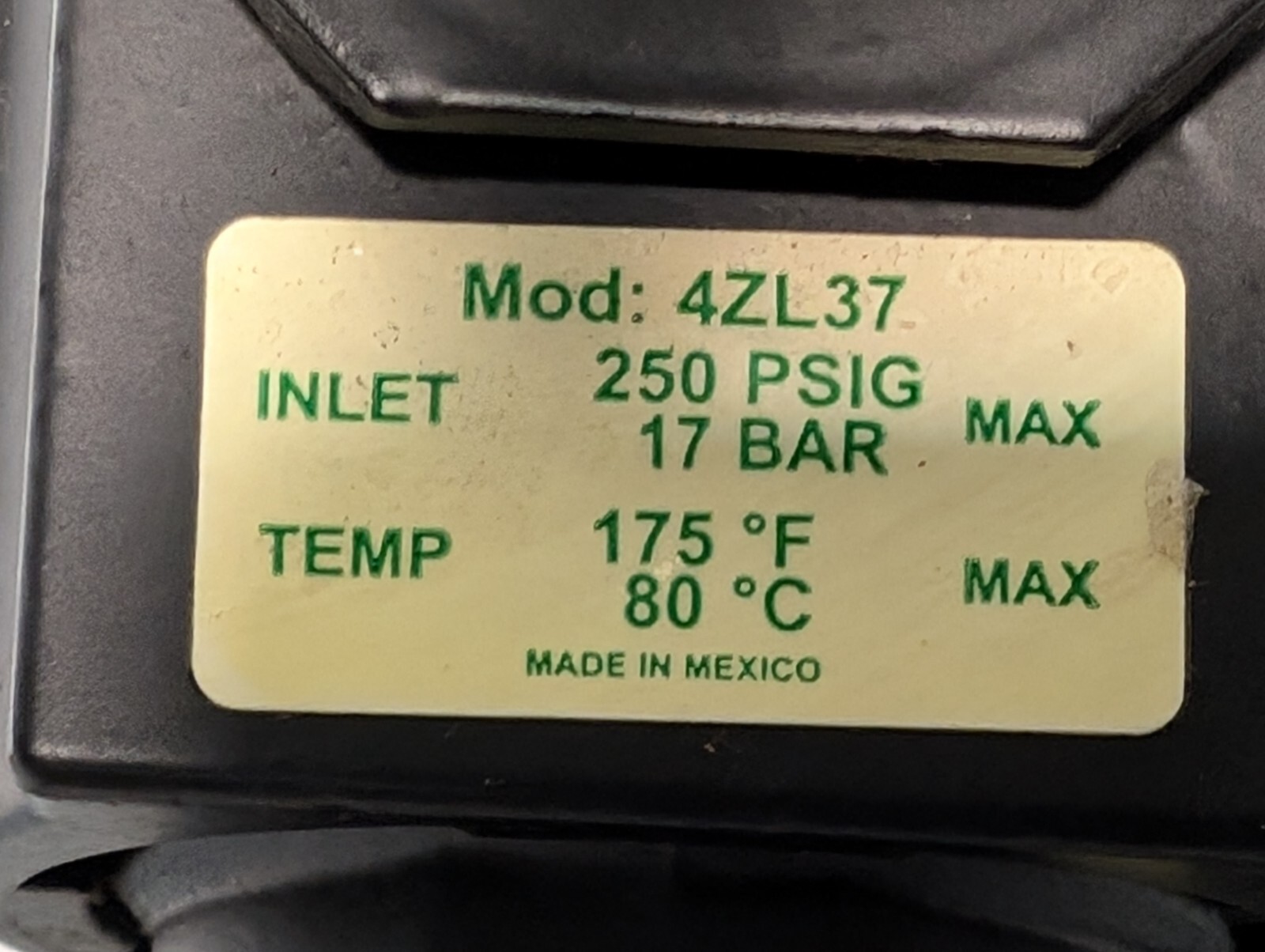 SpeedAire 4ZL37, Finite Filter C41S-2C06-016, Plastic Filter