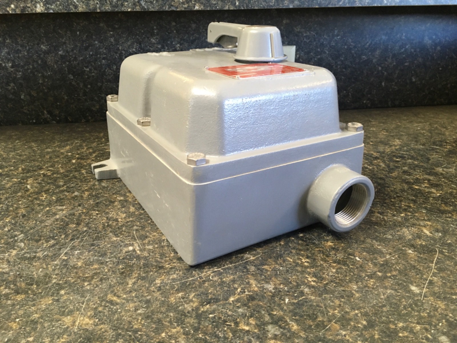 Killark XEDS-30 3 Pole 30A 600V Explosion Proof Disconnect Switch
