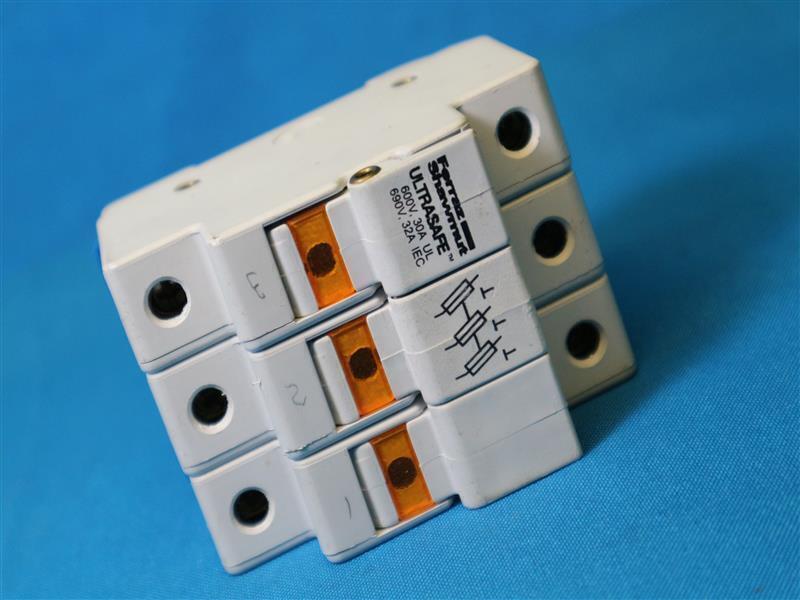 Ferraz Shawmut USM3I Y219073 Ultrasafe Fuse Holder 3 Pole 30 Days Warranty