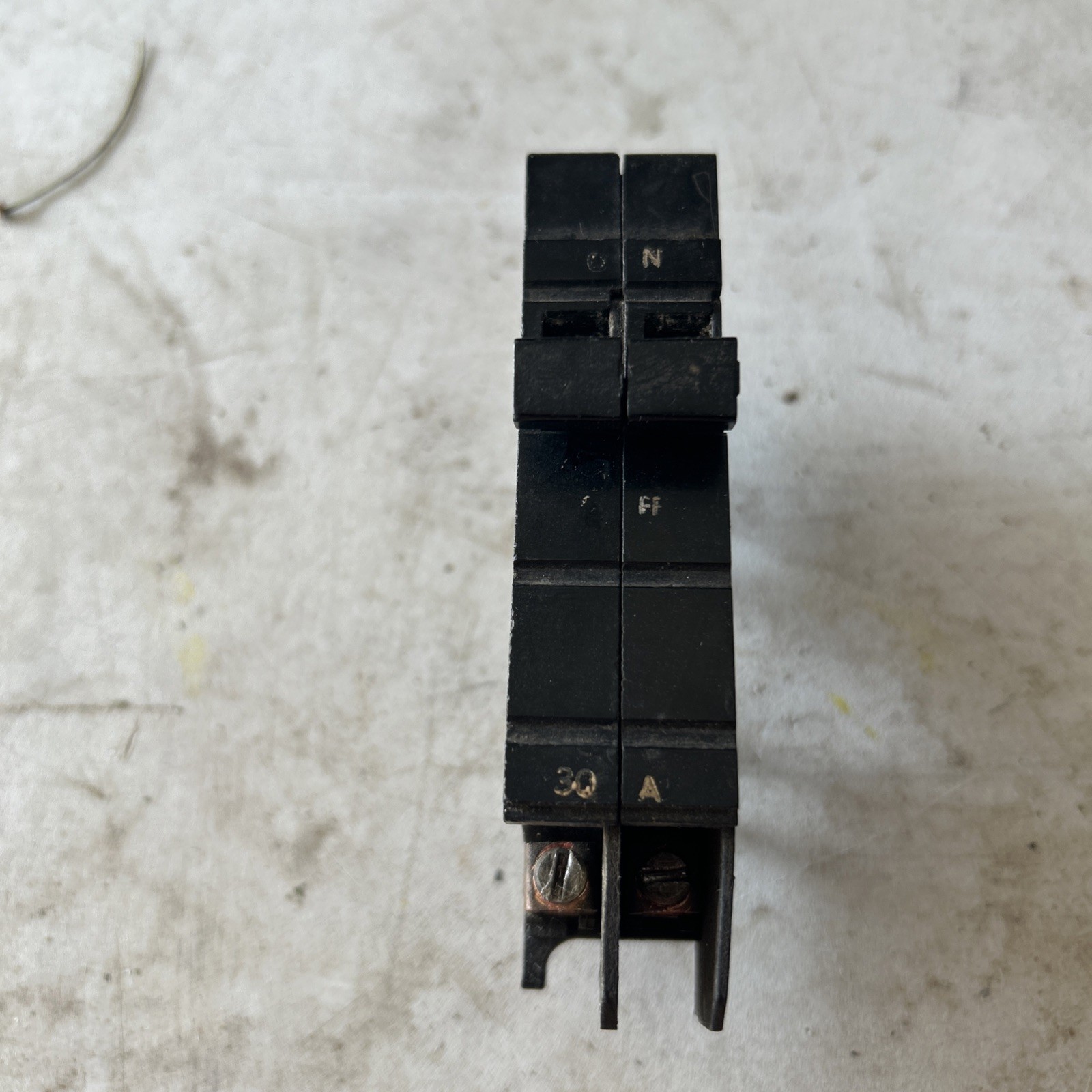 Square D/ Cutler Hammer XO230 30A 2P Circuit Breaker