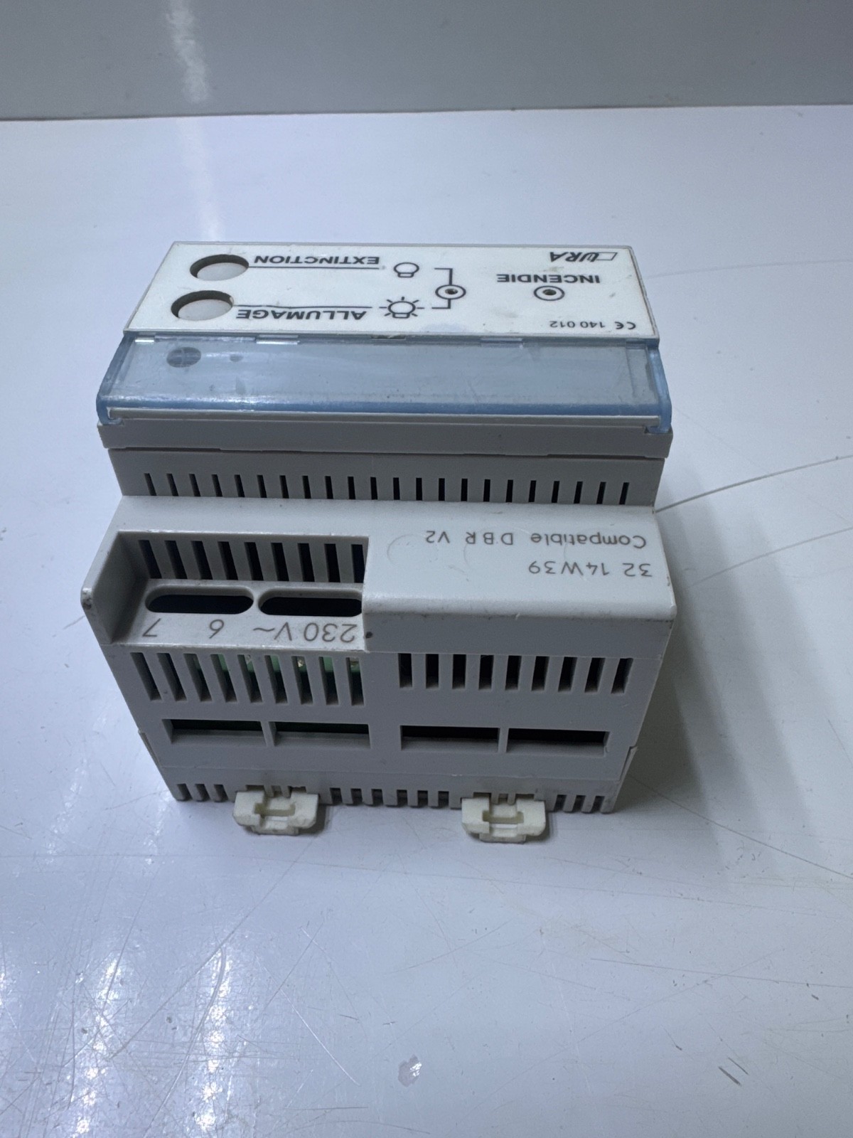 URA 140012 multifunction remote control for emergency lighting unit standby mode