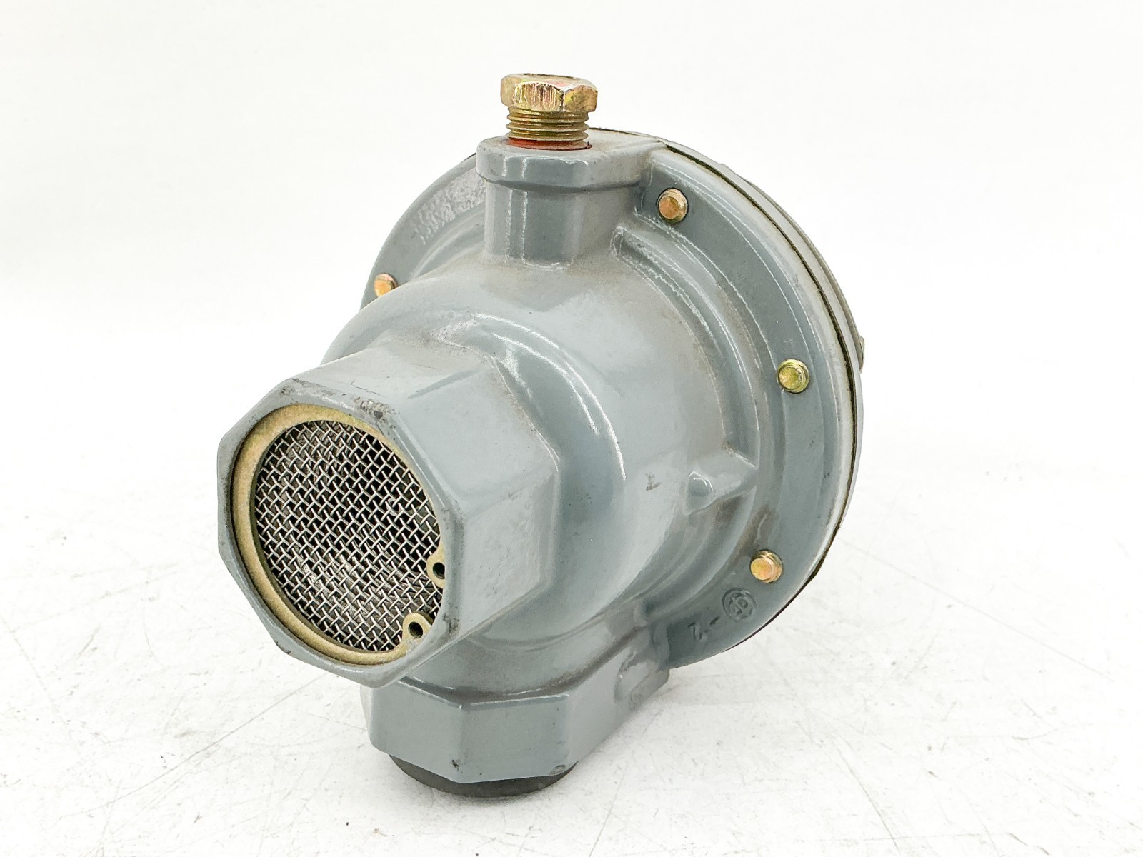 New Fisher Controls 289H-42 Pressure Relief Valve 4-15PSI Range – No Box