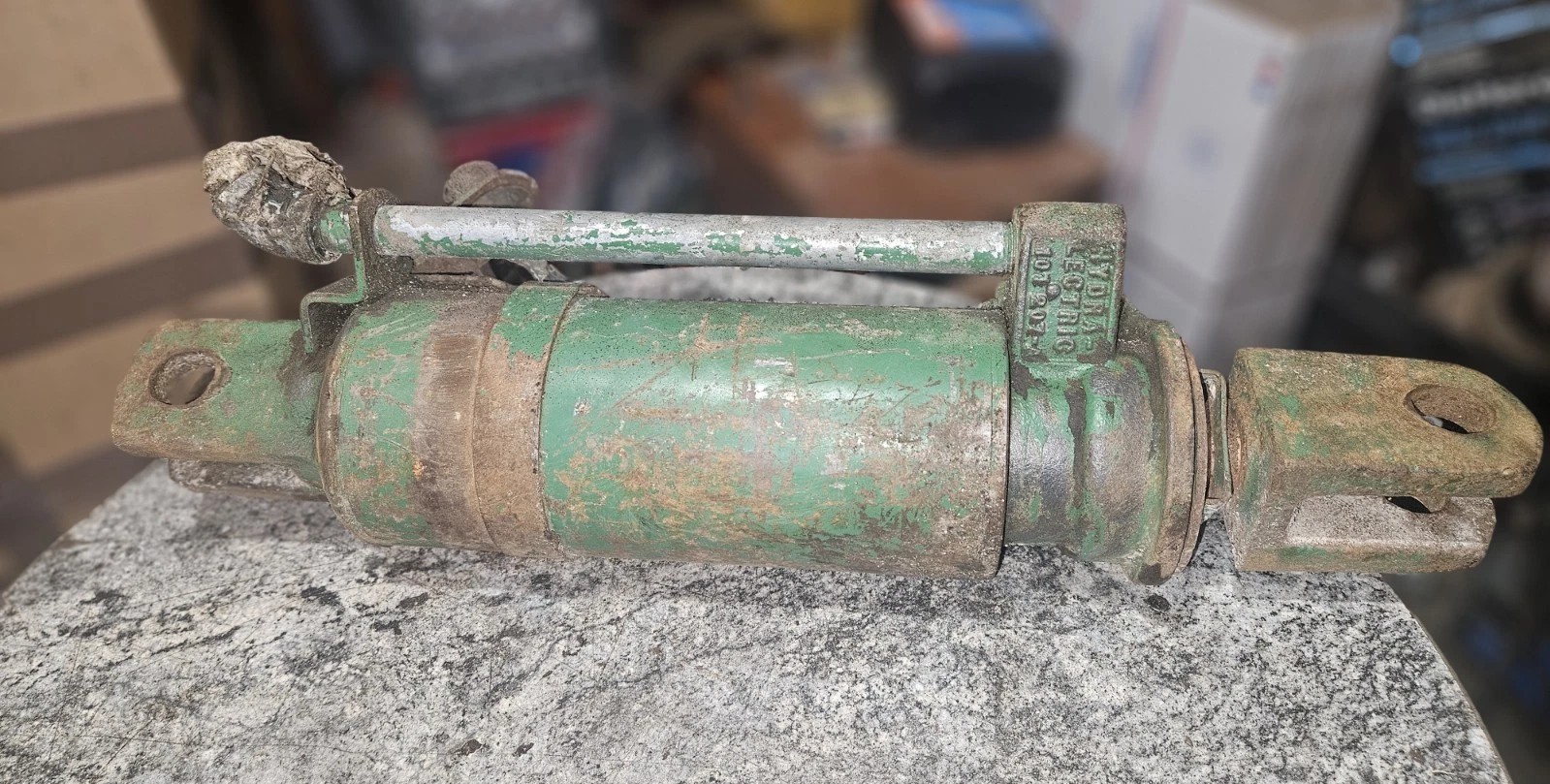 OLIVER TRACTOR IMPLEMENT HYDRAULIC CYLINDER HYDRA LECTRIC OLIVER EQUIPMENT