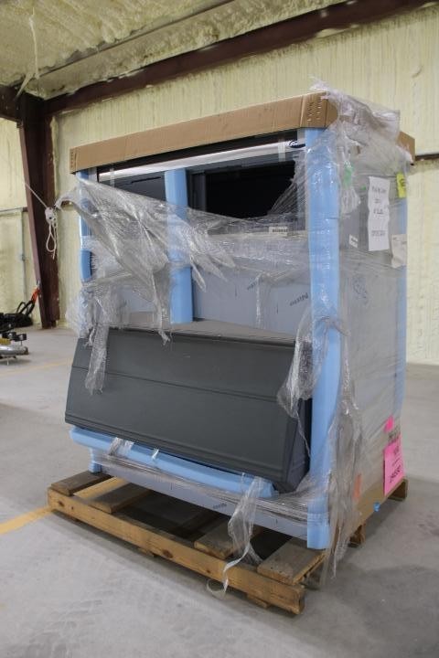 Follett SG1300S-48 48″ Ice Bin – 1320 lbs