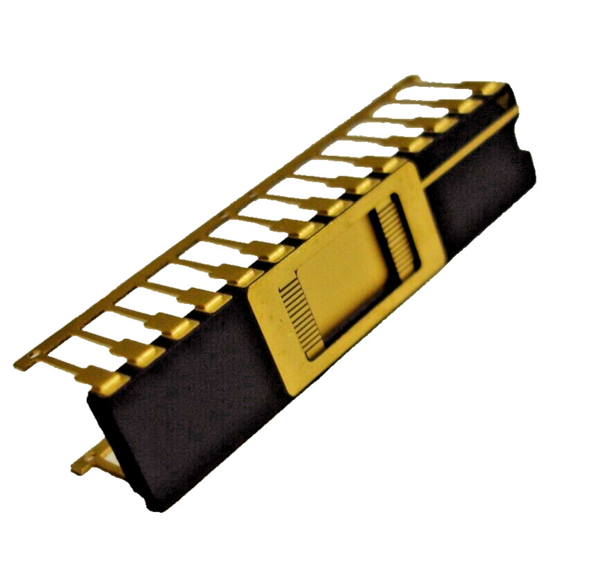 Chip carrier ceramic-gold C-DIP 28 pin 13-029-028 SILVERGLASS