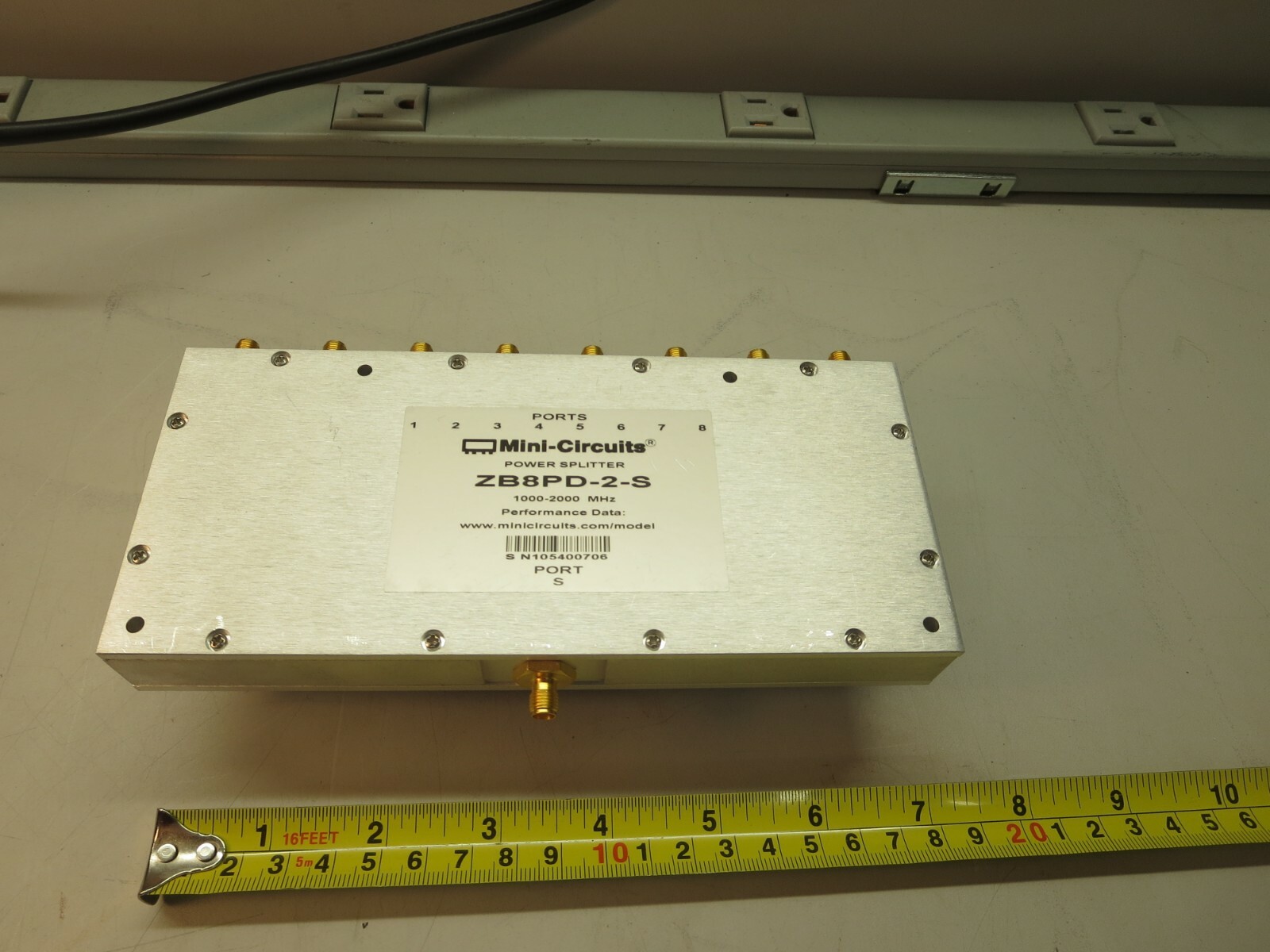 Mini-Circuits, ZB8PD-2-S, Power Splitter, 1 Input, 8 Outputs, 1000 – 2000 MHz