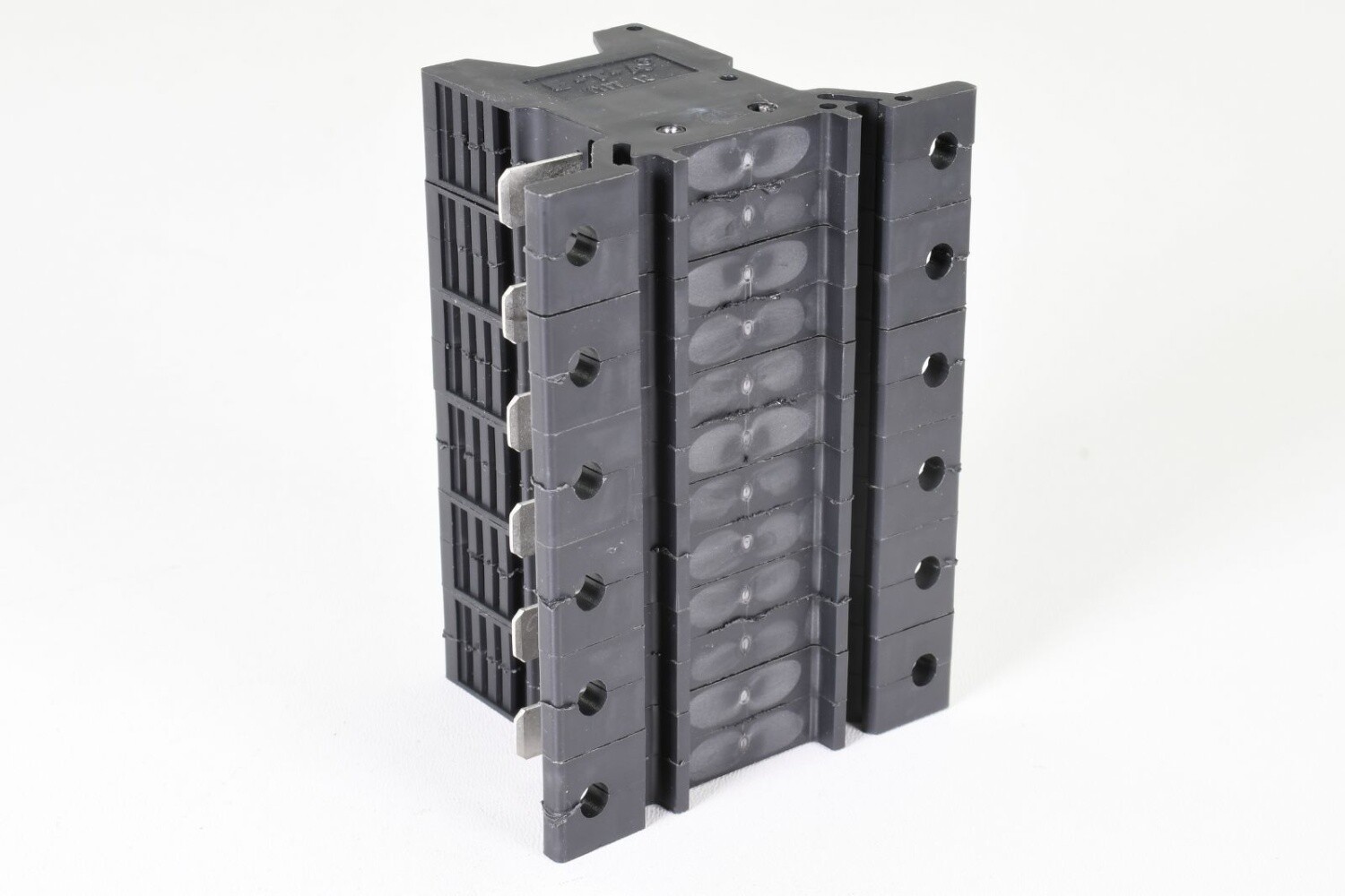 E-T-A 12-P10-60, Type 12, Socket