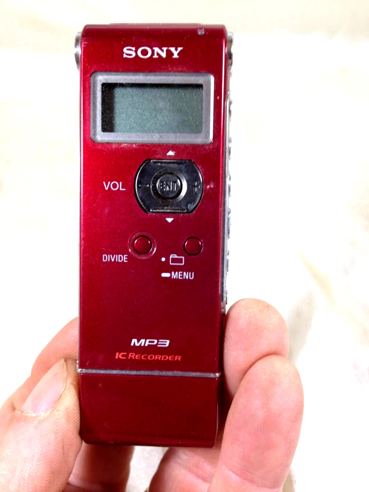 Sony ICD-UX71 MP3 Voice Recorder Red