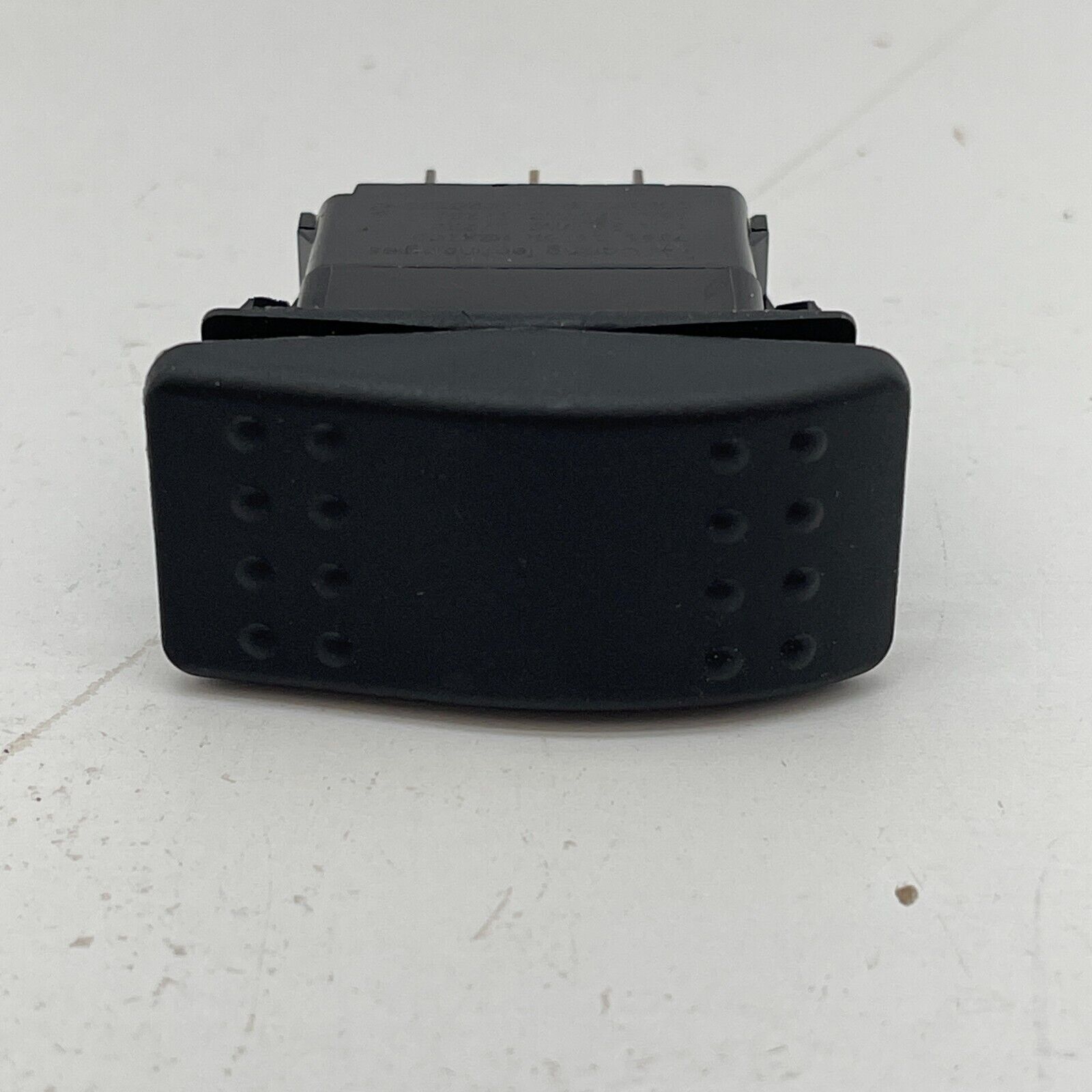 Carling Technologies VJ51-10A Rocker Switch DPDT (ON)OFF(ON) 10A 250VAC 1/2HP