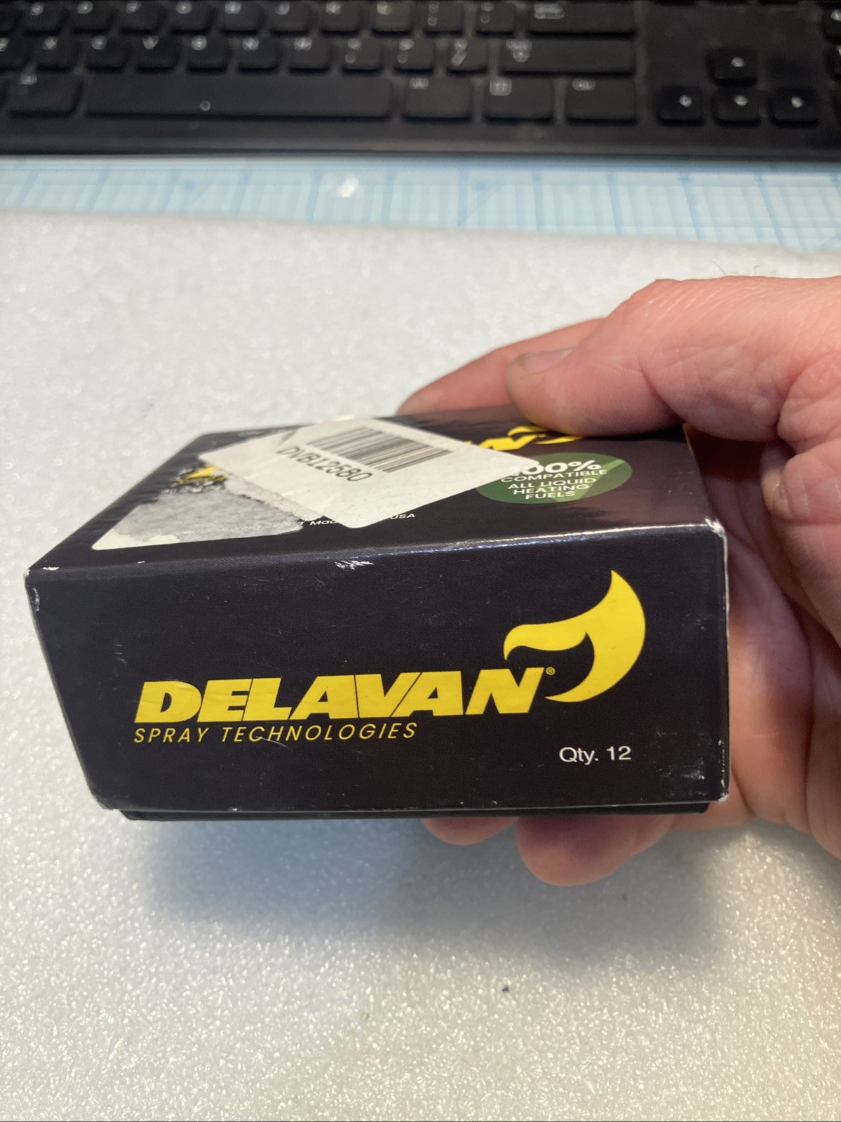 NEW BOX OF 12 DELAVAN 1.25 80° B OIL BURNER NOZZLES 1.25-80B .B378