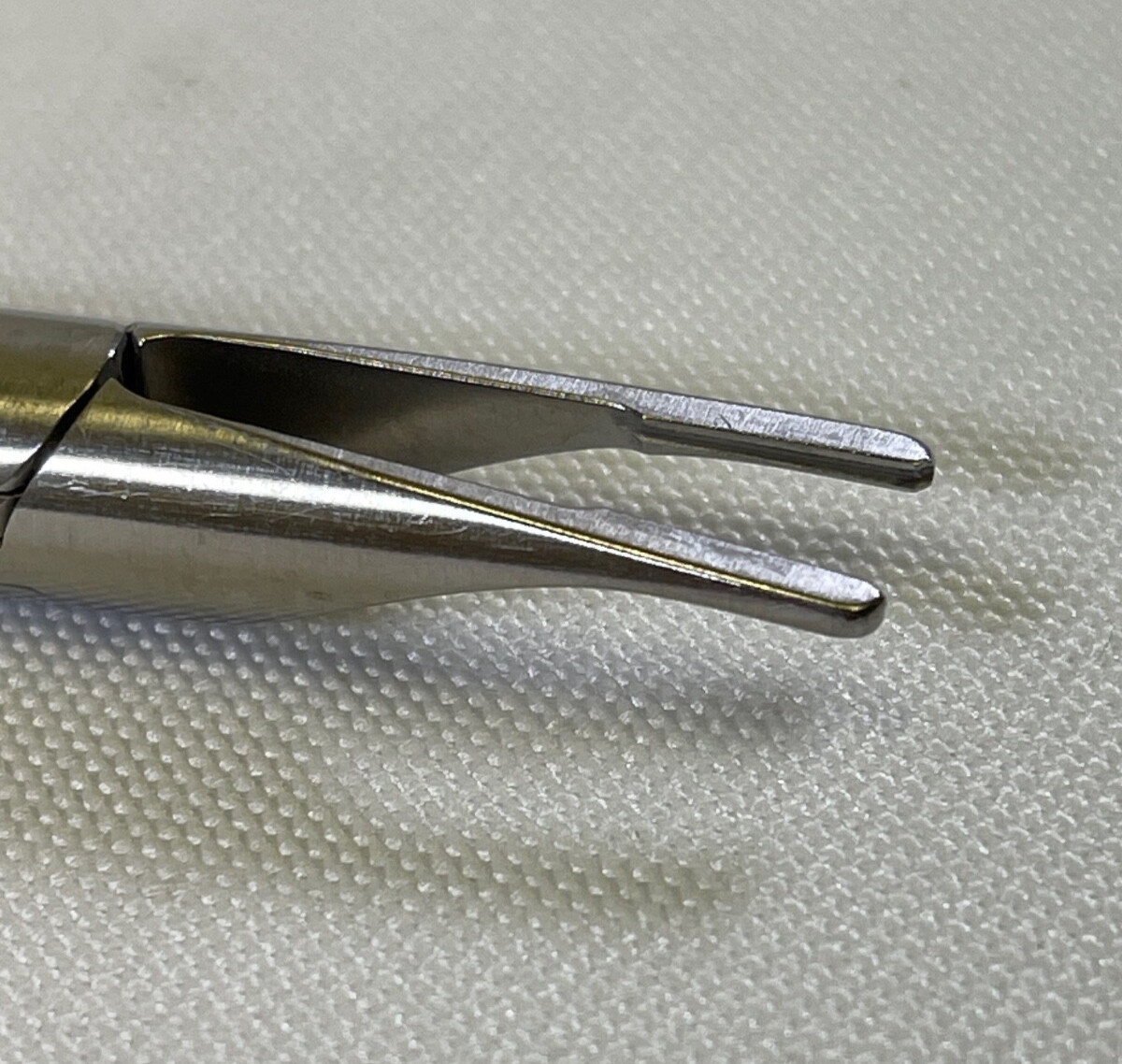 Pilling Weck Horizon 338110 Endoscopic Ligating Clip Applier 10mm x 32cm Med/Lrg
