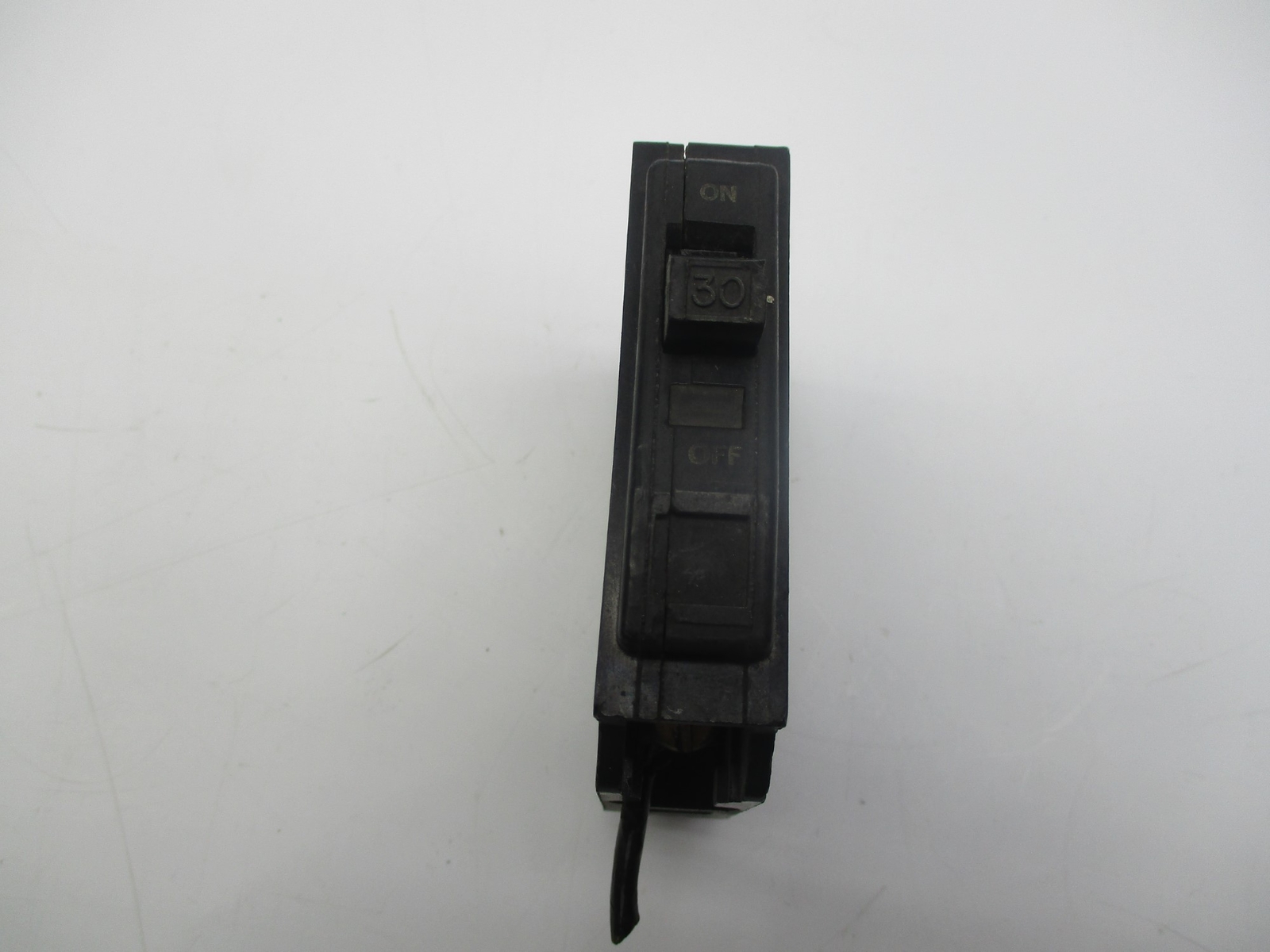SQUARE D QO130 BREAKER 30A 1POLE UNMP