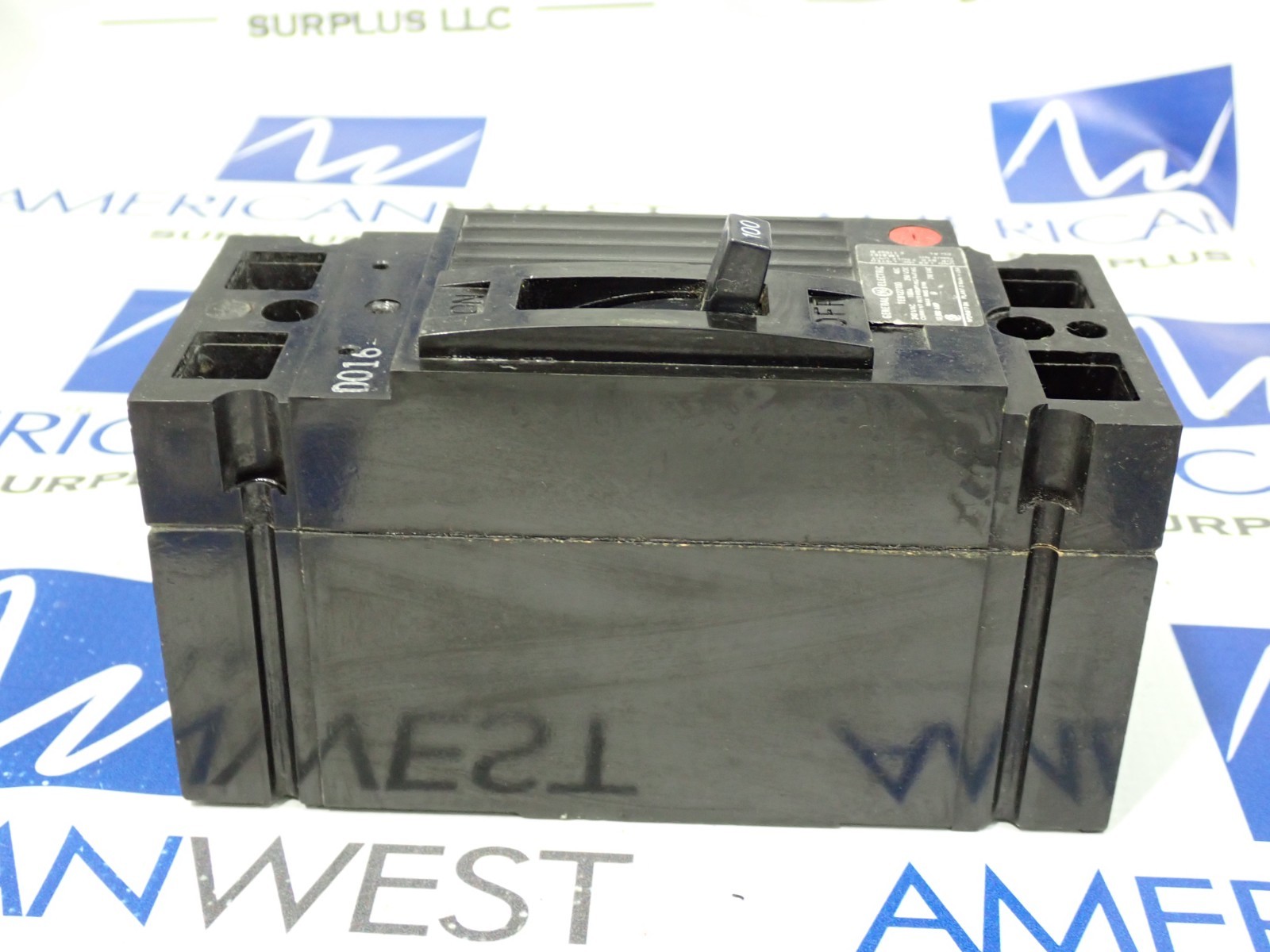 GE TEB122100 100 Amp 2 Pole 240Volt Circuit Breaker tested