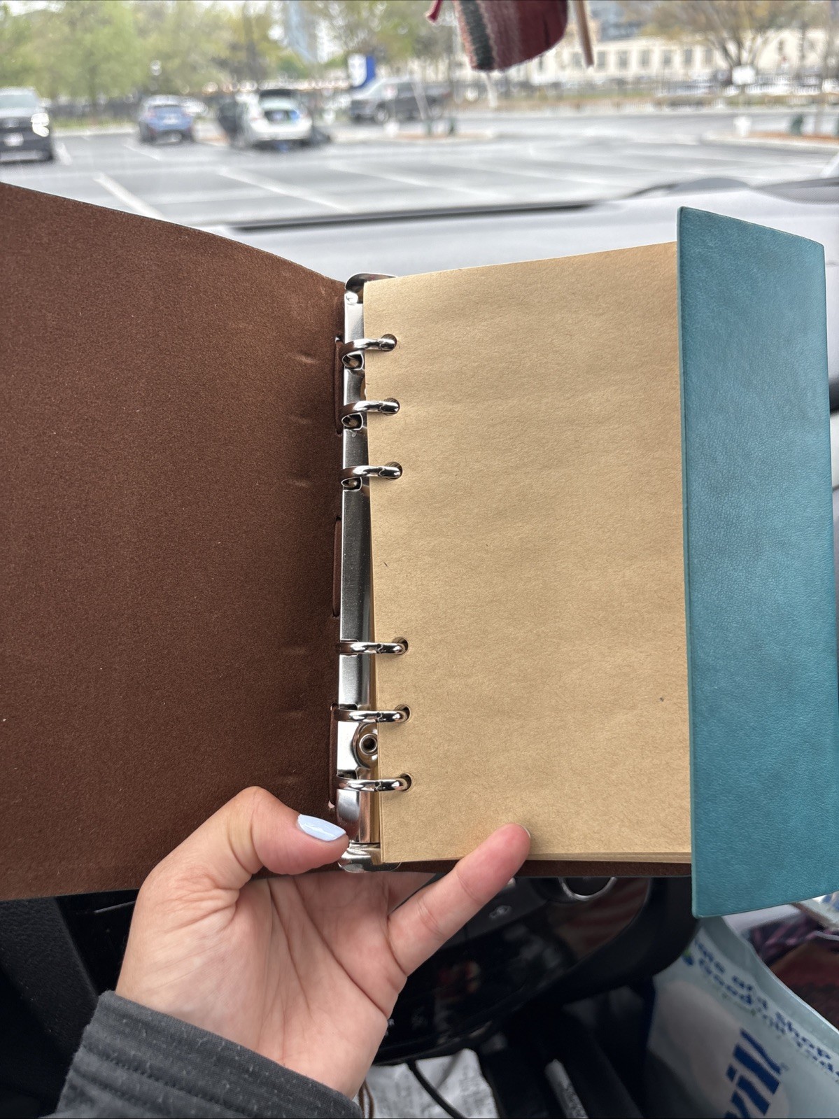 MALEDEN Leather Journal Notebook, Vintage Spiral Notebook Refillable Black