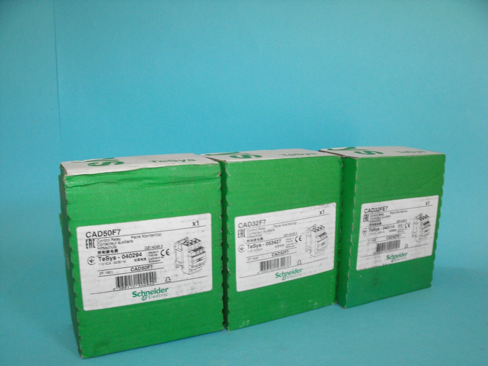 Schneider Electric.TELEMECANIQUE.CAD50F7+CAD32F7+CAD32FE7.(LOT3PCS).NEW