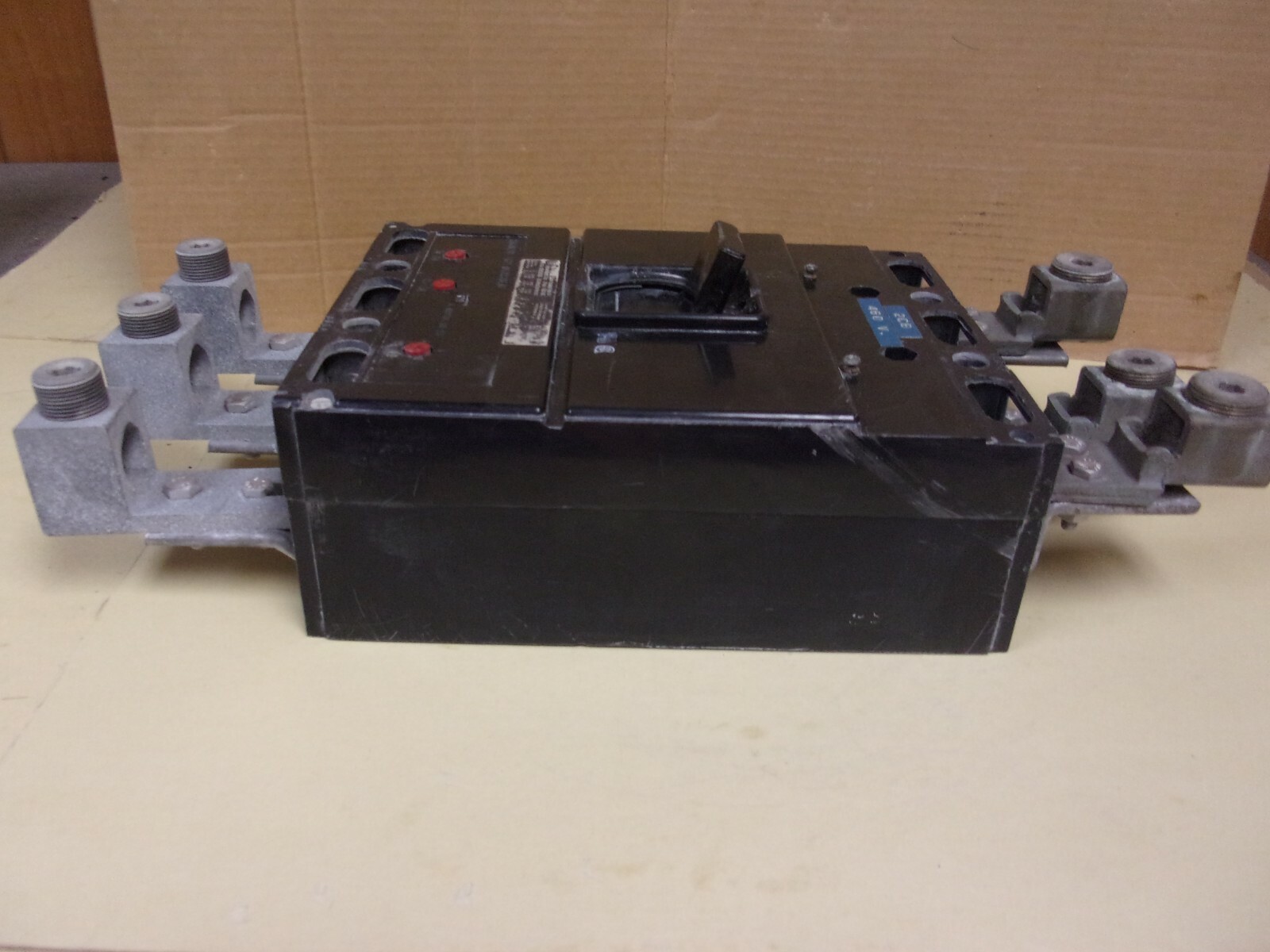 Westinghouse 1265C95G05 Circuit Breaker . 600 Amp Trip, 3P , 600VAC