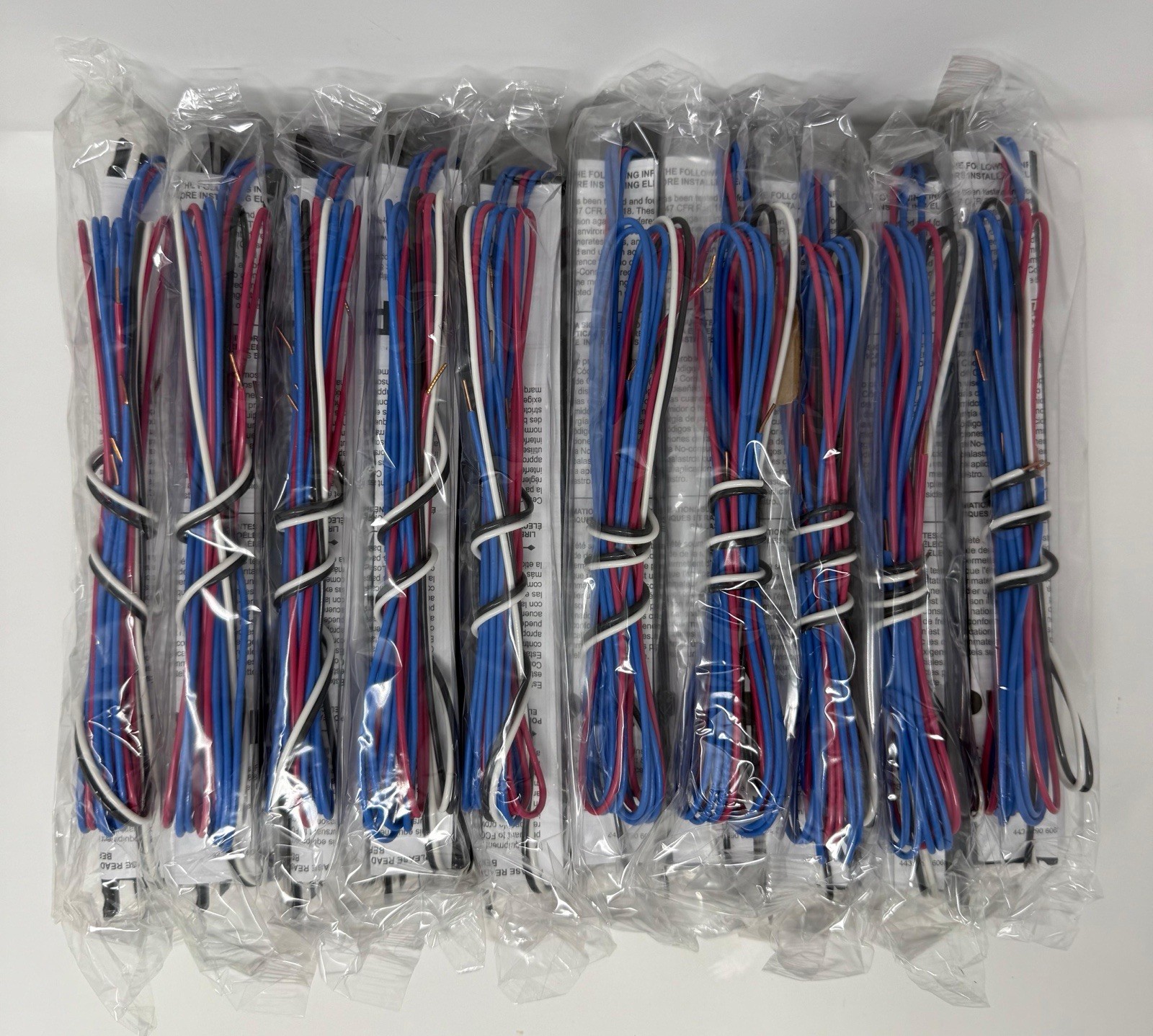 x10 ICN-3P32-N PHILIPS ADVANCE CENTRIUM IntelliVolt 120V-277V Electronic Ballast