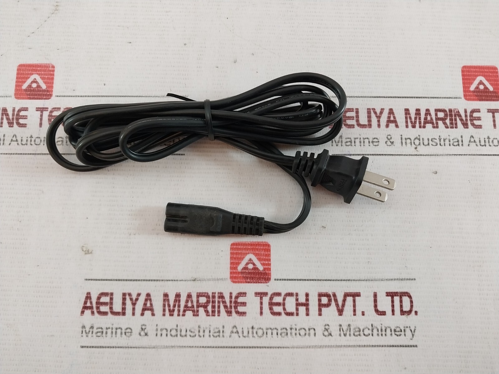 Ximeta Technology UEA325D-0512 Power Supply AC Adapter AC100-240V 50/60HZ 0.8A