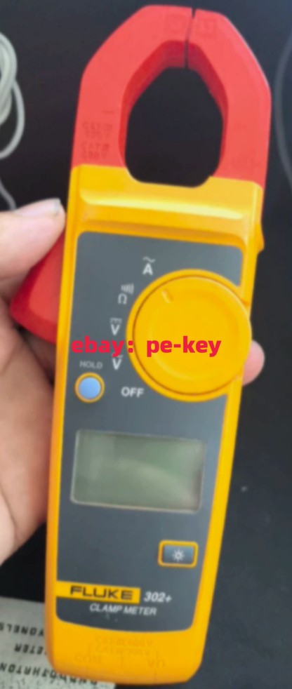 Fluke 302+ Clamp Meter 400A AC Current 600V Voltage CAT IV 300V CAT III 600V/p
