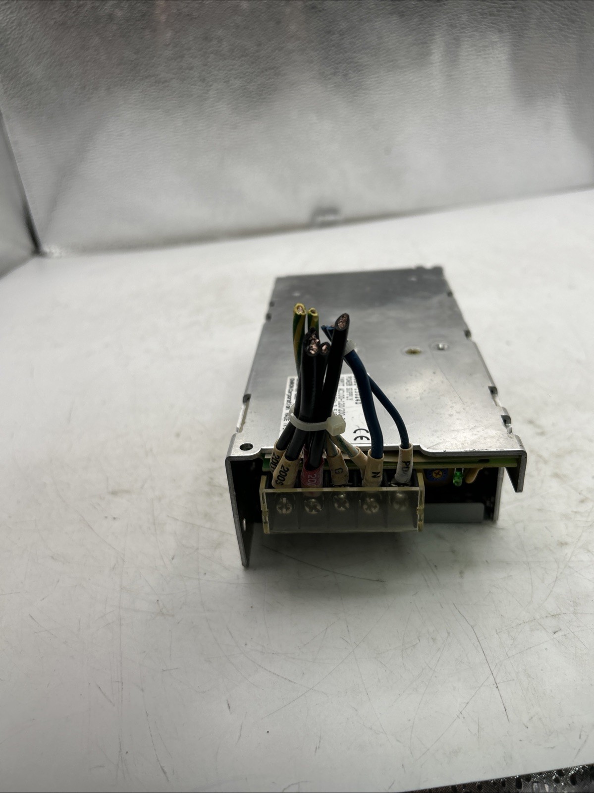 OMRON S82J-15024D POWER SUPPLY AC100-120/200-240V 50/60HZ 3.5/2.1A