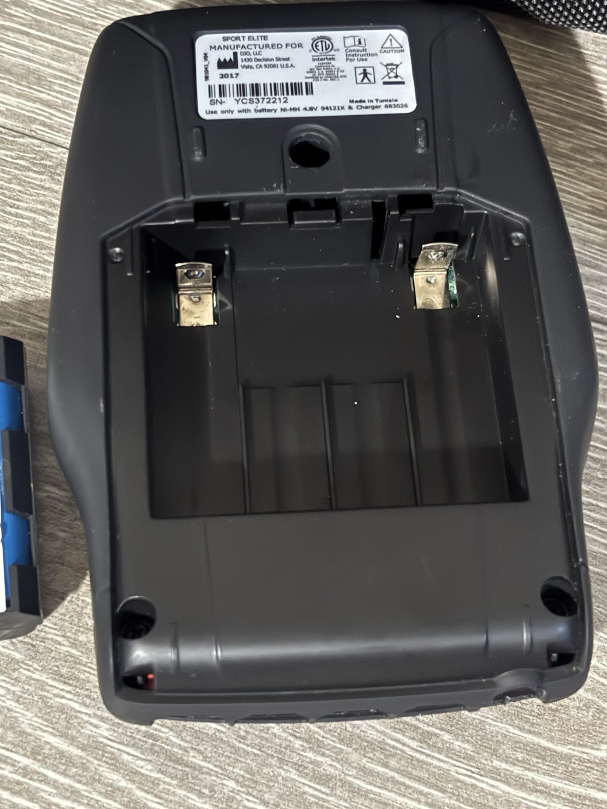 Compex Sport Elite EMS Unit (It won’t turn on) AS-IS PARTS OR REPAIR, READ BELOW