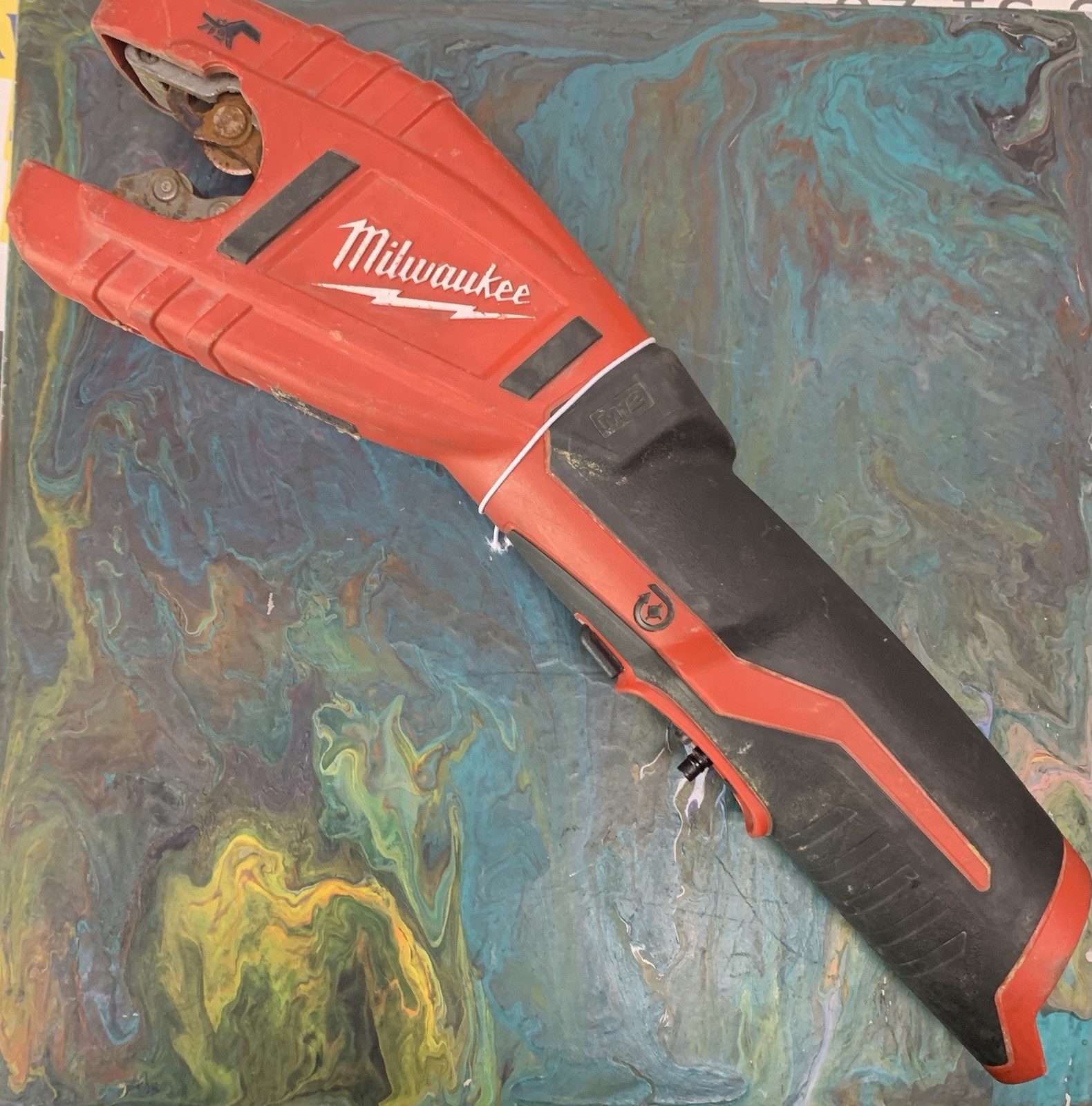 As-Is Broken Button Milwaukee 2471-20 M12 Cordless Copper Tubing Cutter