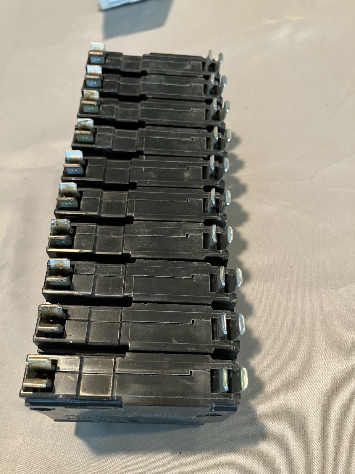 Square D QO120CP 20A 1-Pole 120/240V QO Series Circuit Breaker Used Pull