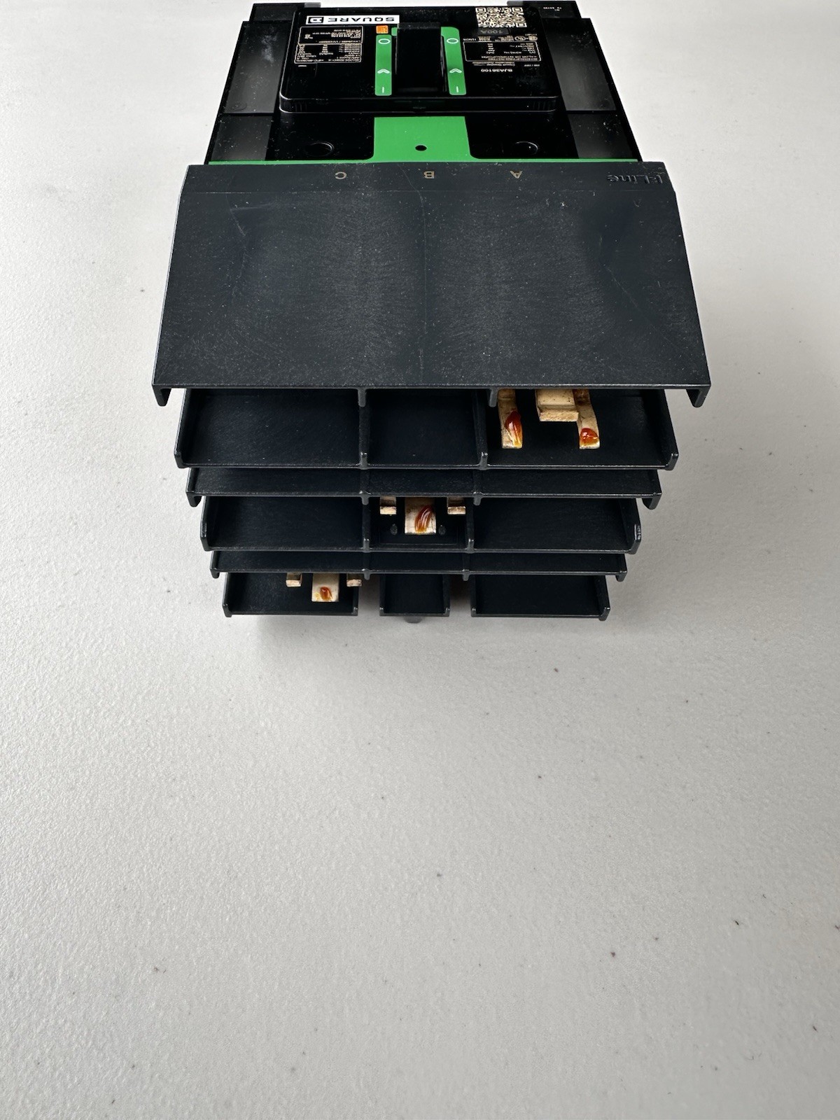 Square D Schneider Electric PowerPact BJA36100 3P 100A 65kA /480v~