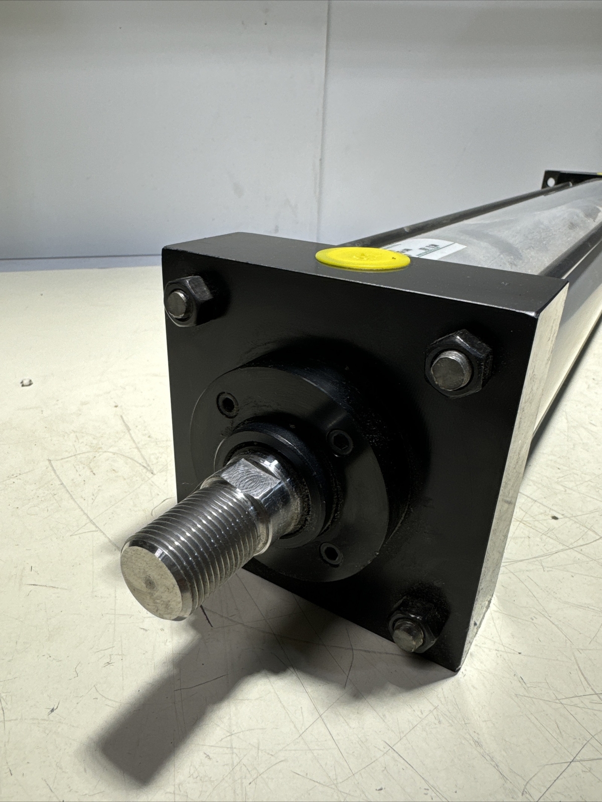 *NEW* Numatics VK-685339-7 Cylinder F2AR-12I2E-L4A0 Bore:4 STK:12.500