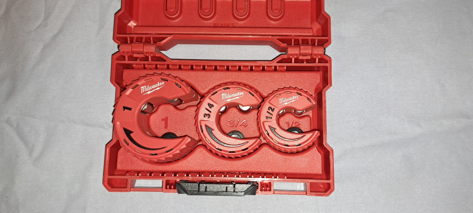 Milwaukee Close Quarters 3 Pc Tubing Cutter Set- 48-22-4263 – New-W/Hard Case