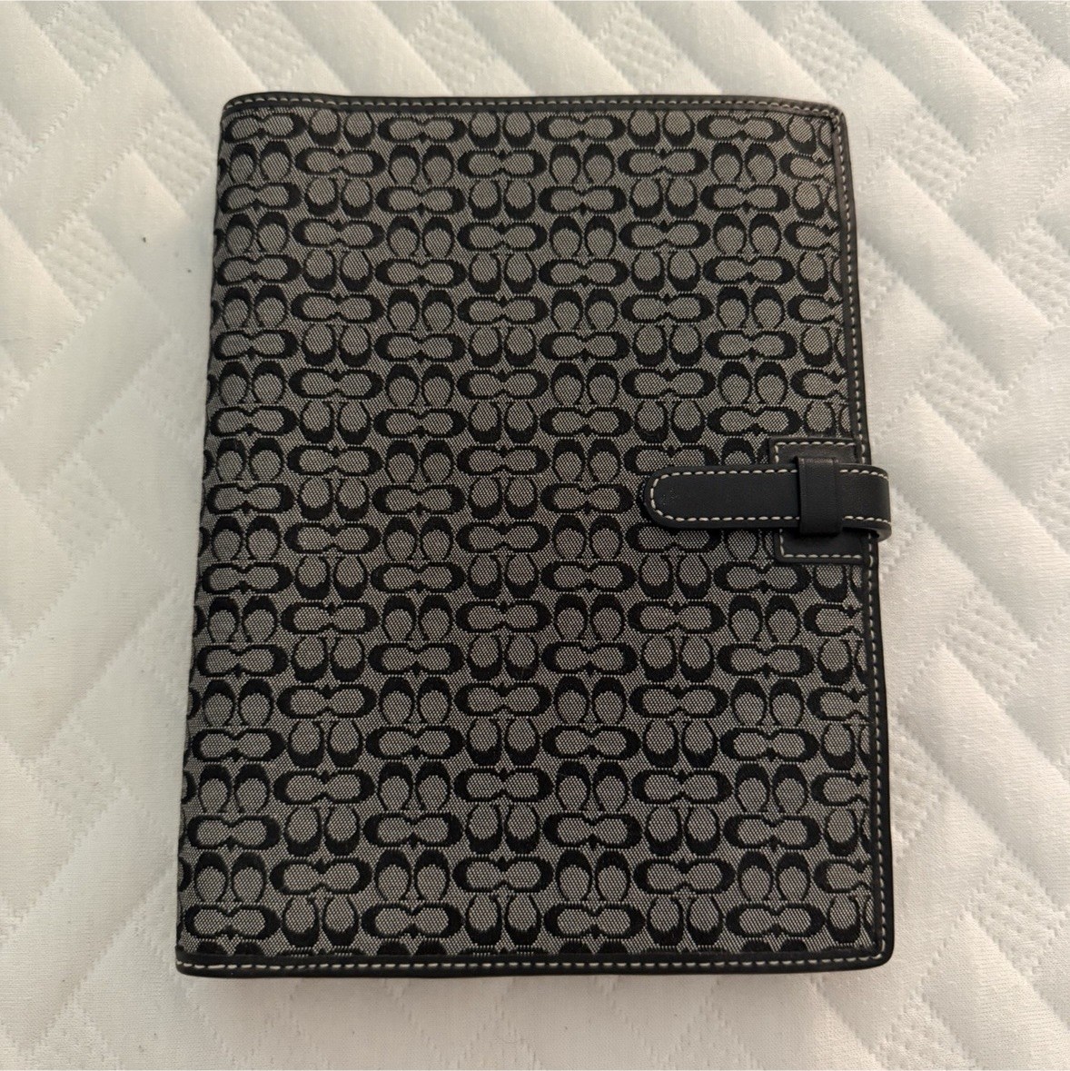 Coach FS8830 Black/White Leather Organizer Address Book, Small