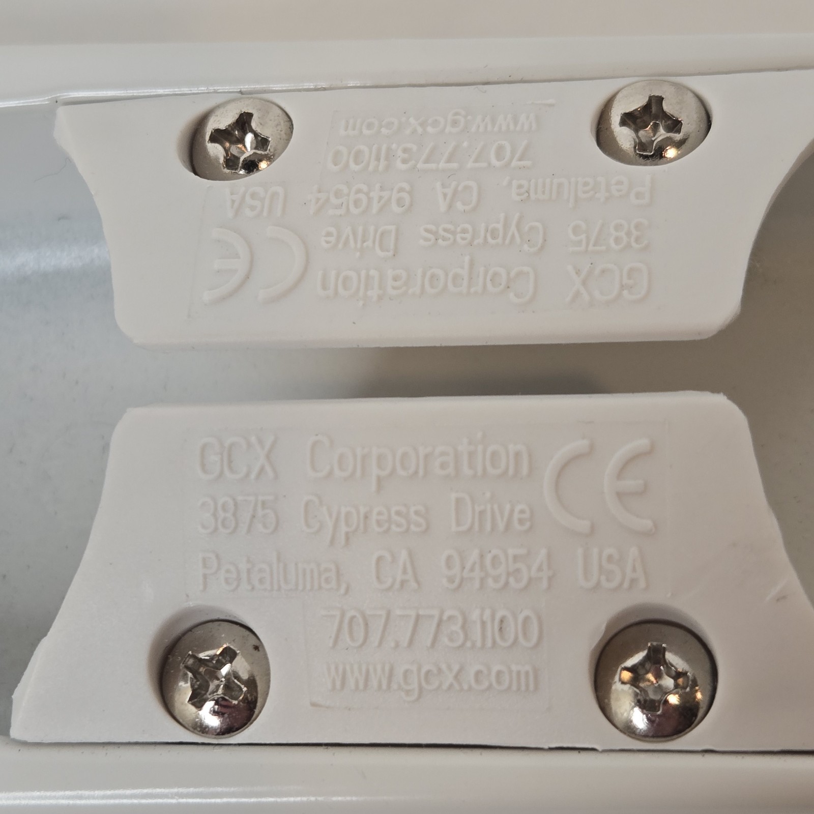 GCX M Series WMM-0001-01B Pivot Arm Wall Mount