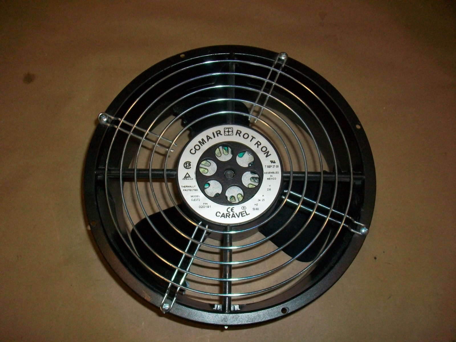 COMAIR ROTRON 10″ Tubeaxial Fan Model CLE3T2 # 020191 230v USED