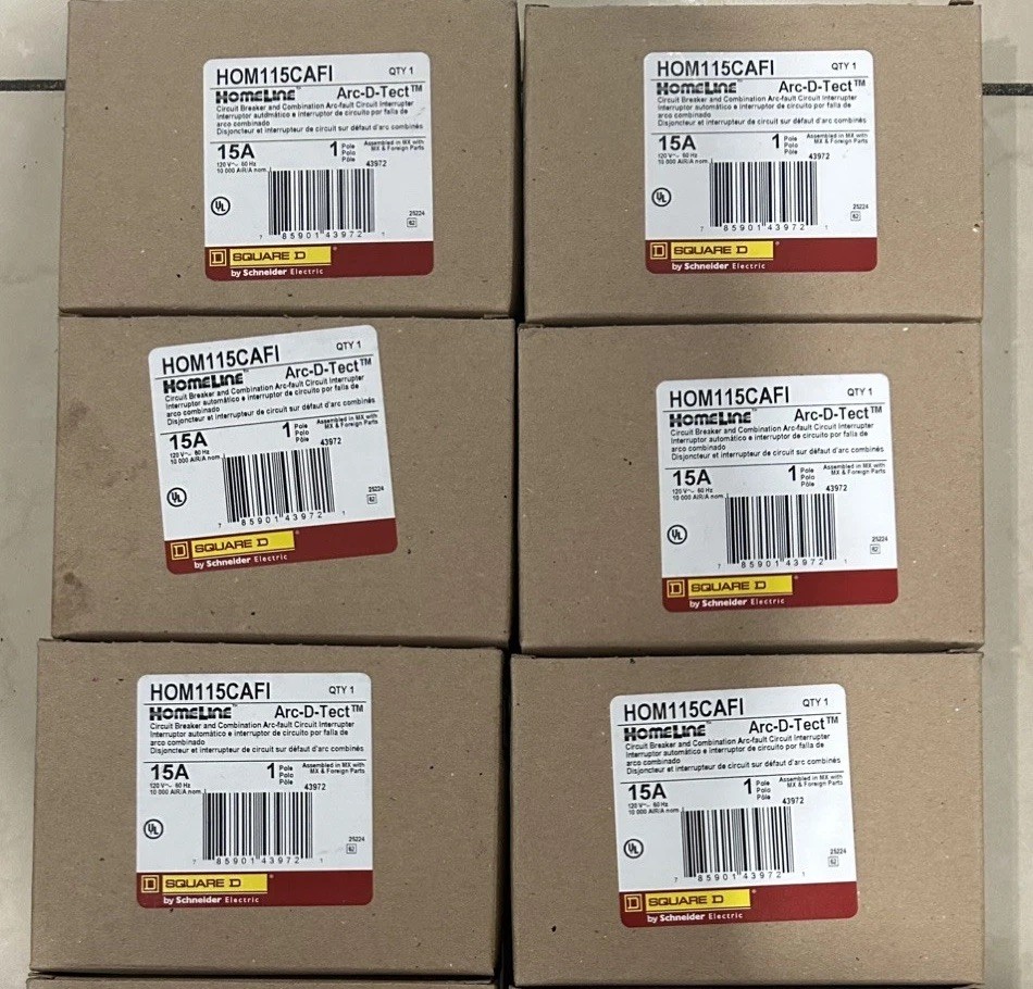 6 pcs 15 Amp SQUARE D HOMELINE HOM115CAFI