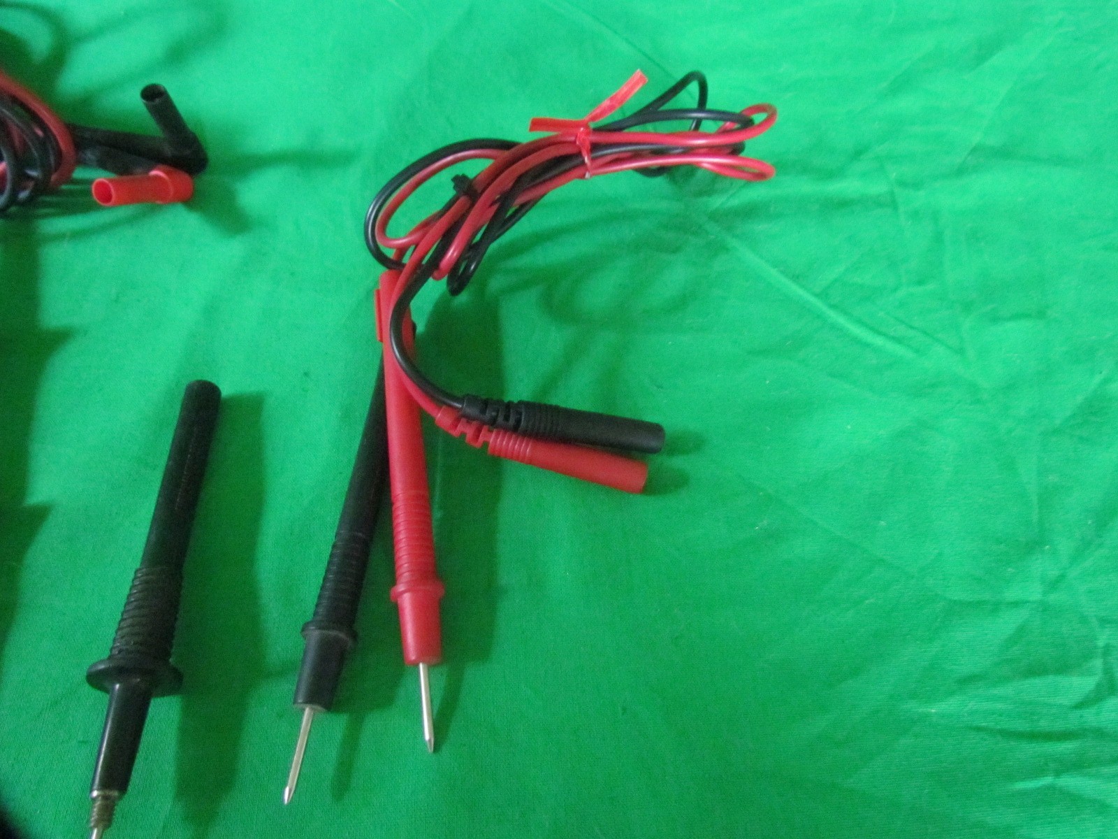 Fluke Sure Grip Test Lead Kit Master Accessory Set Cat III 1000V 3A Cat IV 600V
