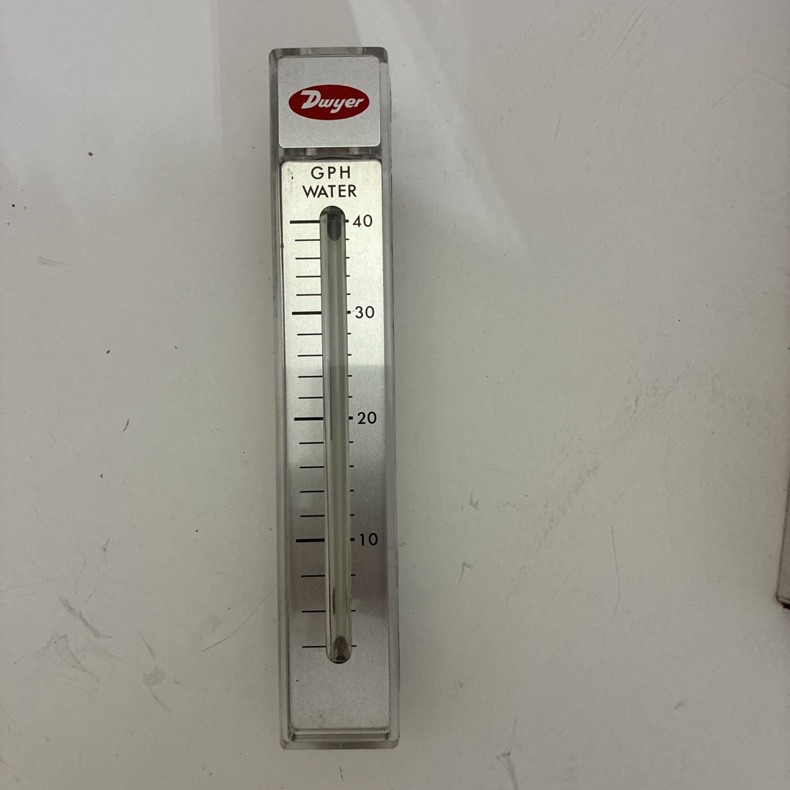 Dwyer RMB-84 Rate-Master Flow Meter 4-40 GPH Water 1/4 FNPT Flowmeter