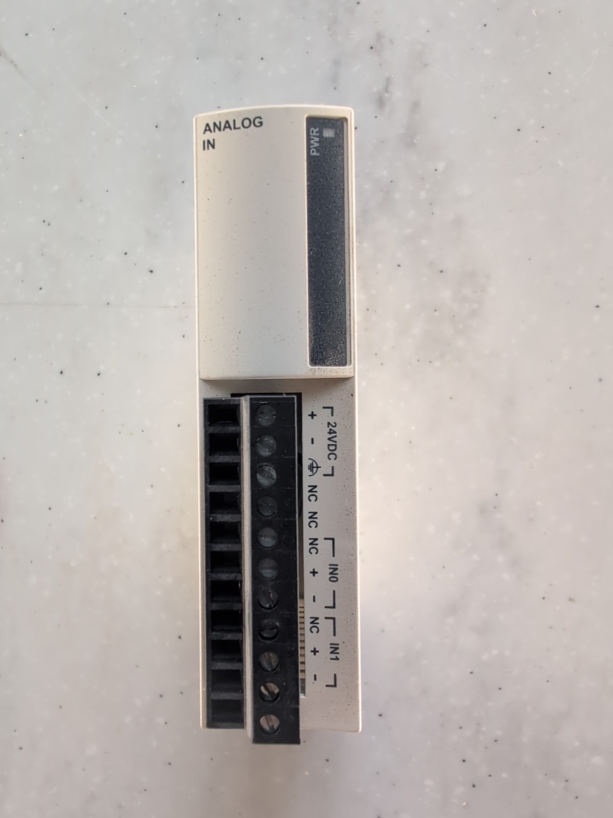 Schneider TM2AMI2HT Programmable Analog Input Module JS$