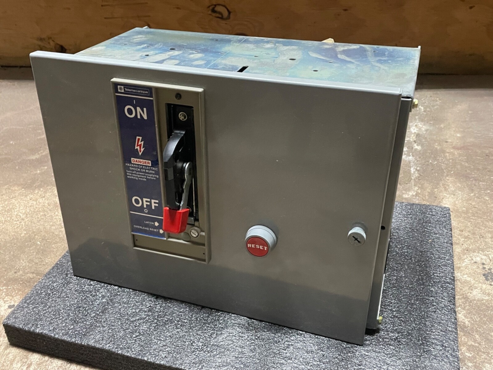 Telemecanique Motor Control Unit Bucket 3-Ph 480-V 120-V Coil 10-Hp A203C Size 1