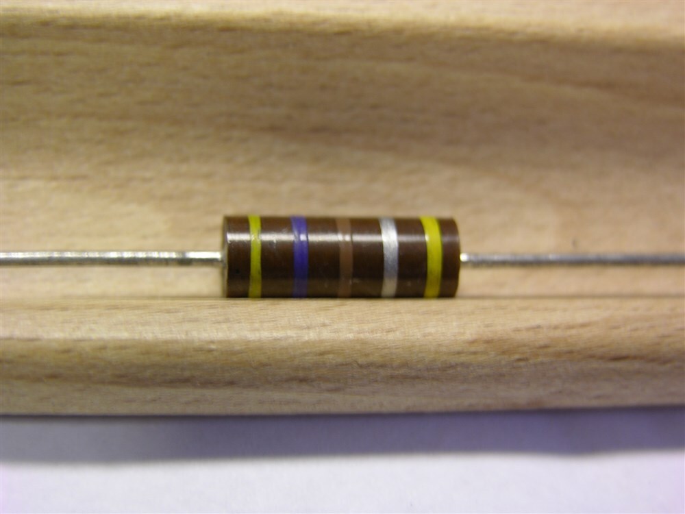 25 Allen Bradley RC32GF471K 470 Ohms 1W 10% Carbon Composition Resistors