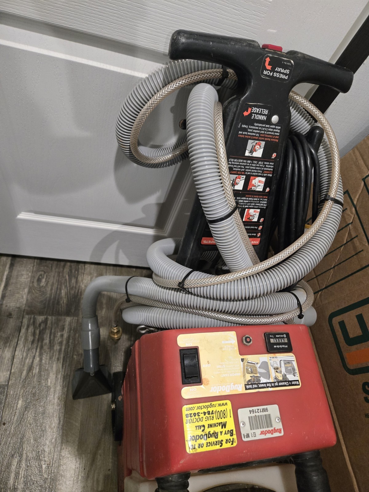 Rug Doctor E1 MP-R Upright Corded Carpet Cleaner w/ Hose Upholstery Tool