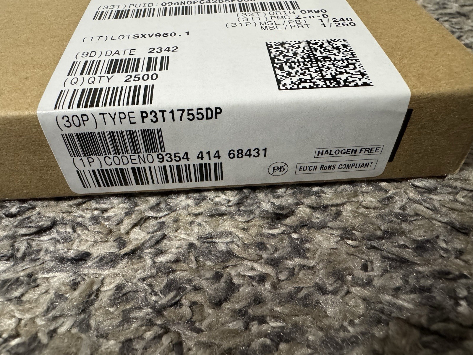 2500x NXP P3T1755DPZ Digital Temperature Sensor I2C IC New Factory Sealed Lot