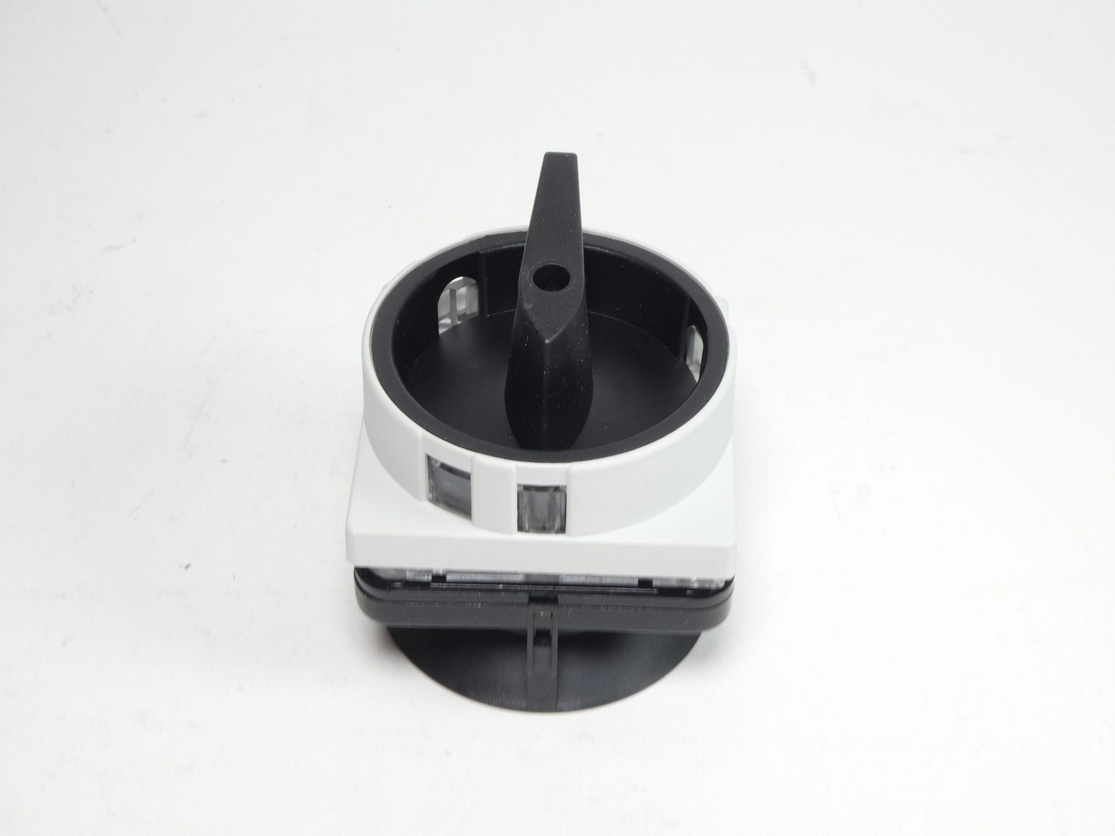Kraus & Naimer KG41B.T103/GBA435.VE Isolator Switch w/ Handle – NEW Surplus!