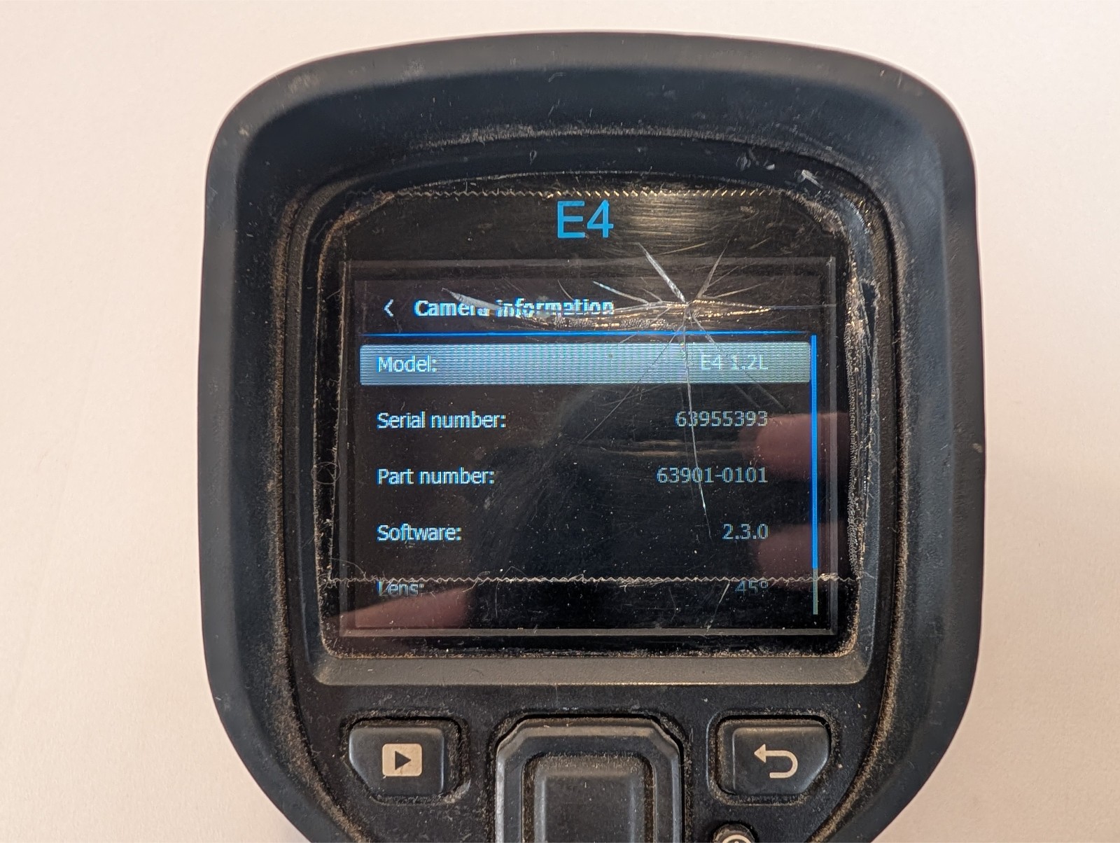 FLIR E4 Compact Thermal Imaging Camera Cracked Screen Works Well