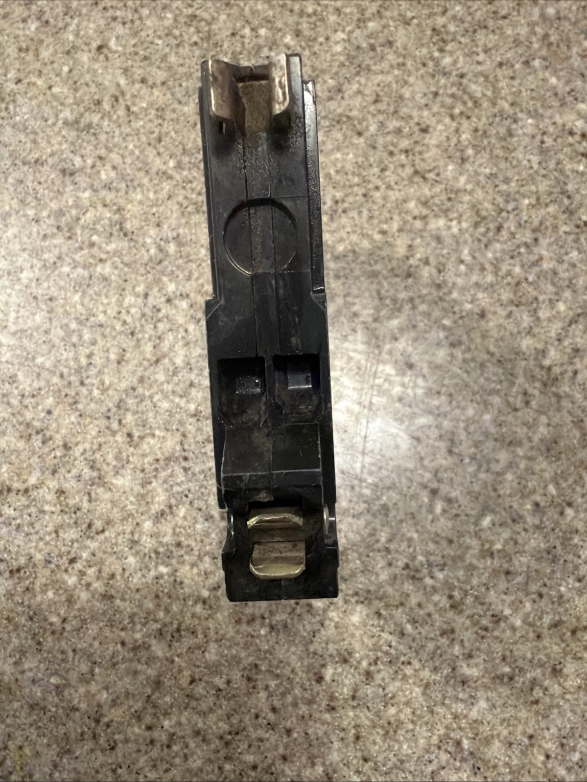 Square D QOT2020 2 Pole 20 Amp Tandem QOT Circuit Breaker 20a Twin Plug In