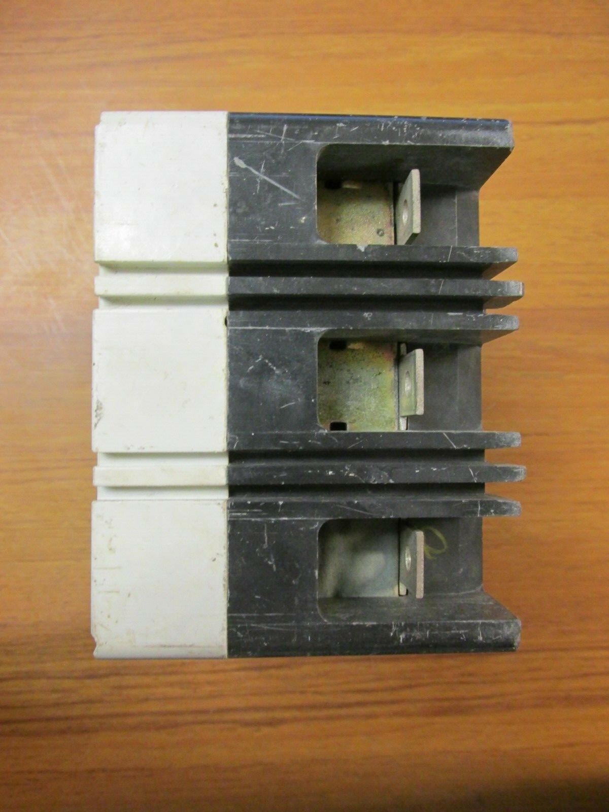 WESTINGHOUSE MOTOR CIRCUIT PROTECTOR 3 POLE 7 AMP HMCP007C0C… VA-135