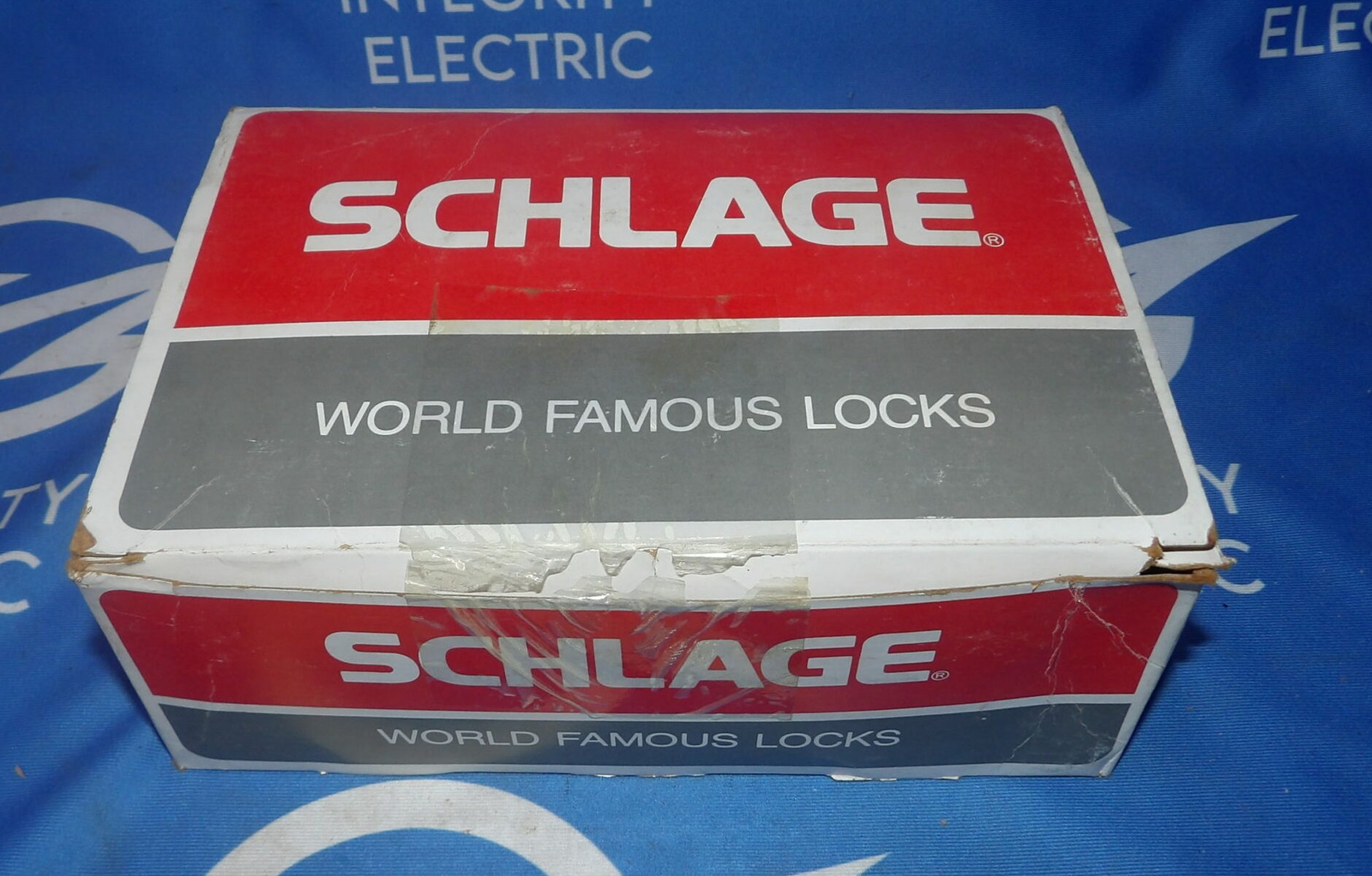 Schlage A Series A70PD-ORB-625 Orbit Style Lock Doorknob Set + 1 Year Warranty