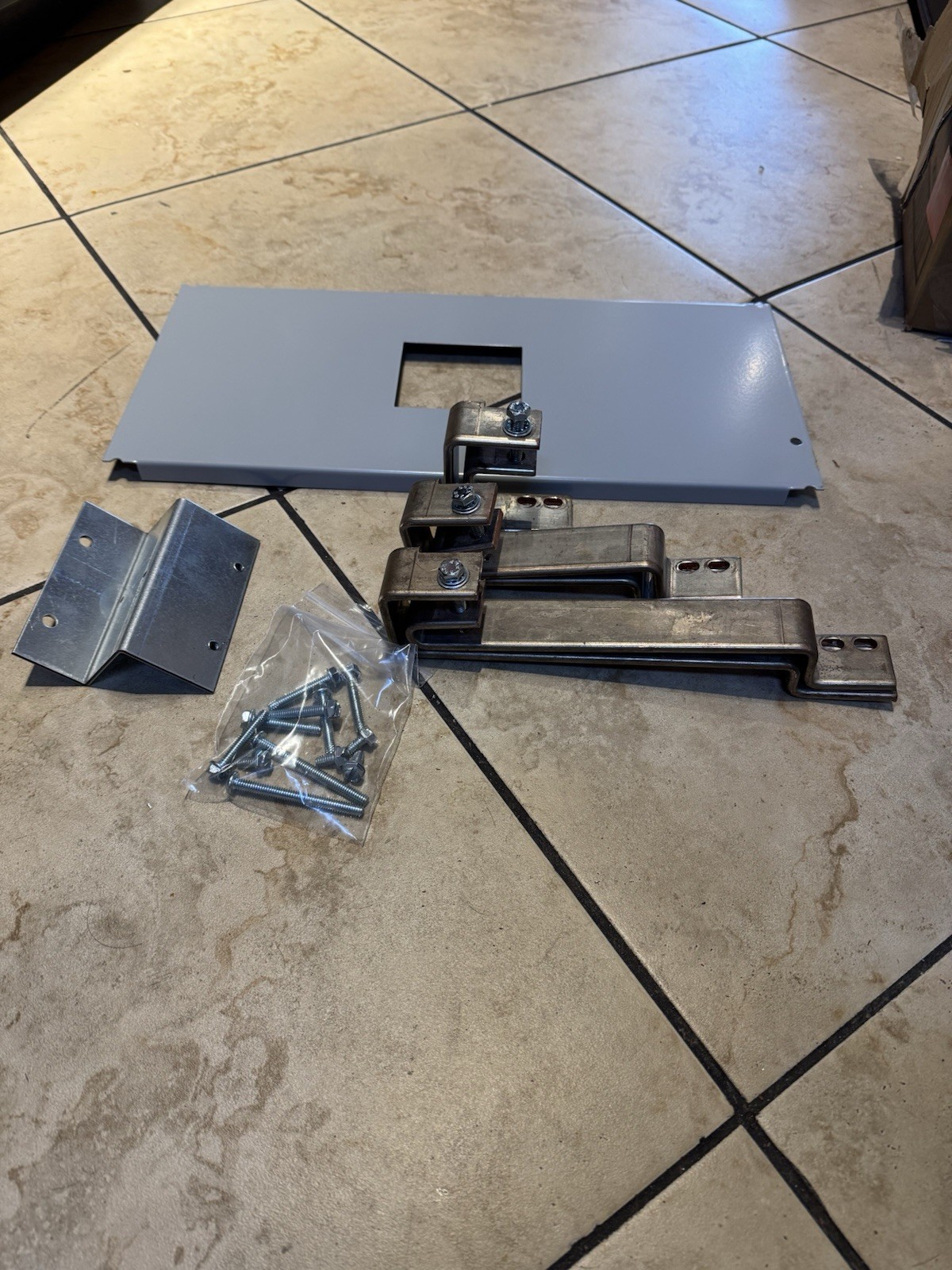 Siemens SJ1 Mounting Hardware P4 400-600A 600V 3P JD JXD LXD Frame Breaker 19″
