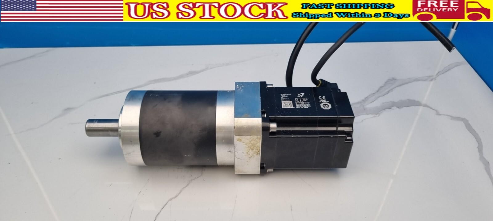 Yaskawa servo motor SGM7J-08AFA61 w/ Gear Box