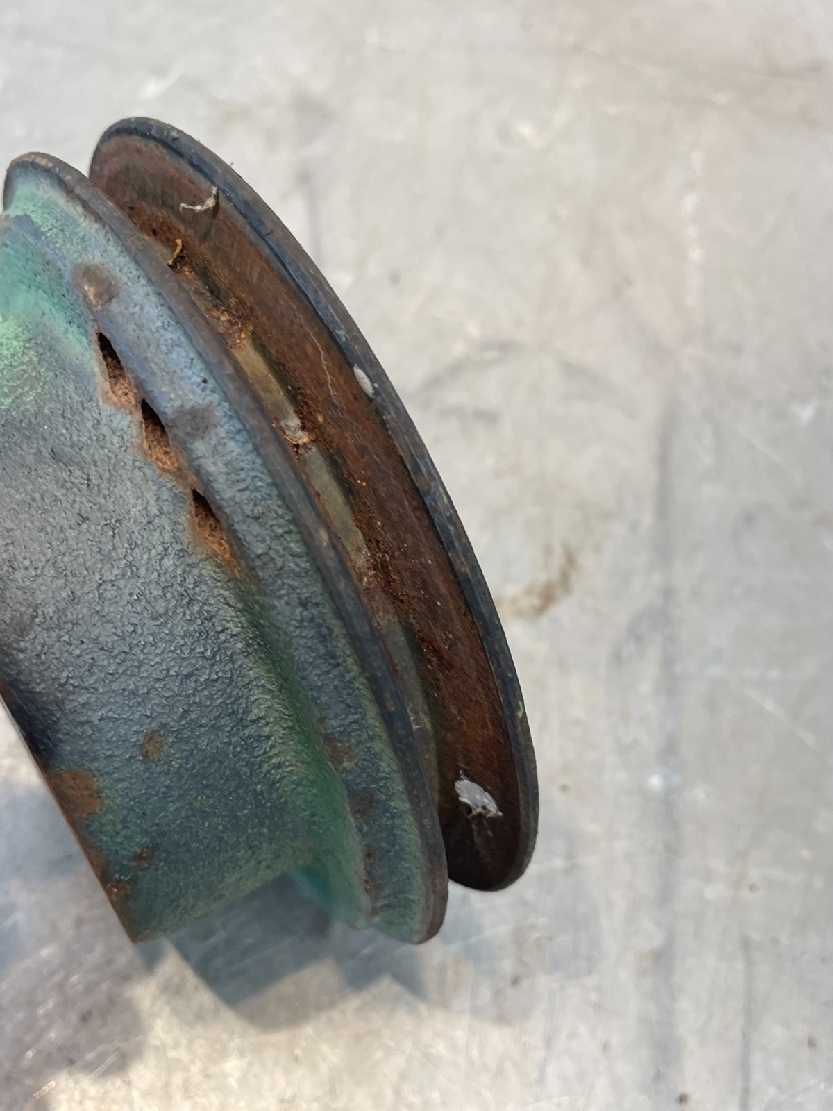 1962 John Deere 4010 Tractor Water Pump Pulley R26334